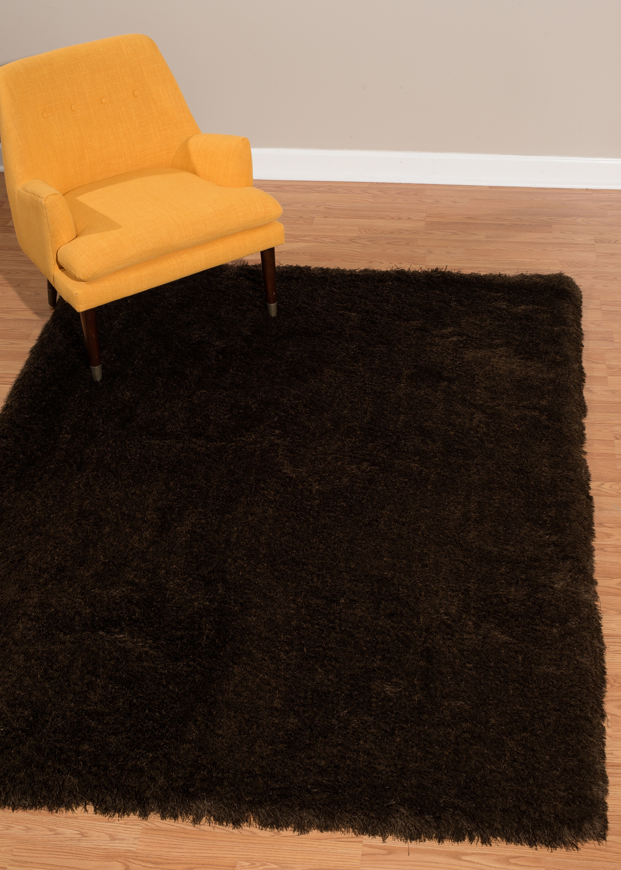 United Weavers Of America 2300 00120 58 Bliss 5 x 7 (ft) Polyester Chocolate Rectangular Indoor Solid Area rug