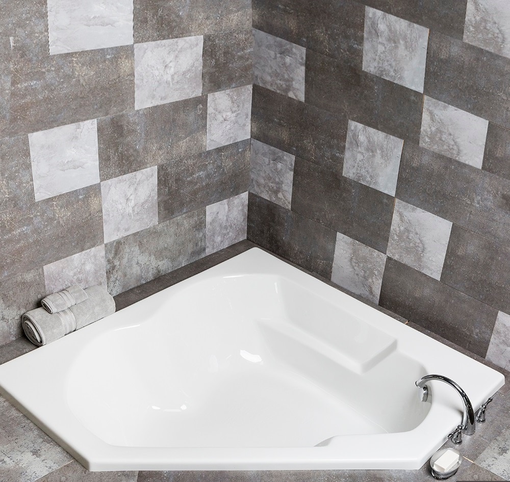 Laurel Mountain 6060DPARO64 Dual Corner Plus 59.625-in x 59.625-in White Acrylic Corner Drop-in Air bath ( Right Drain )