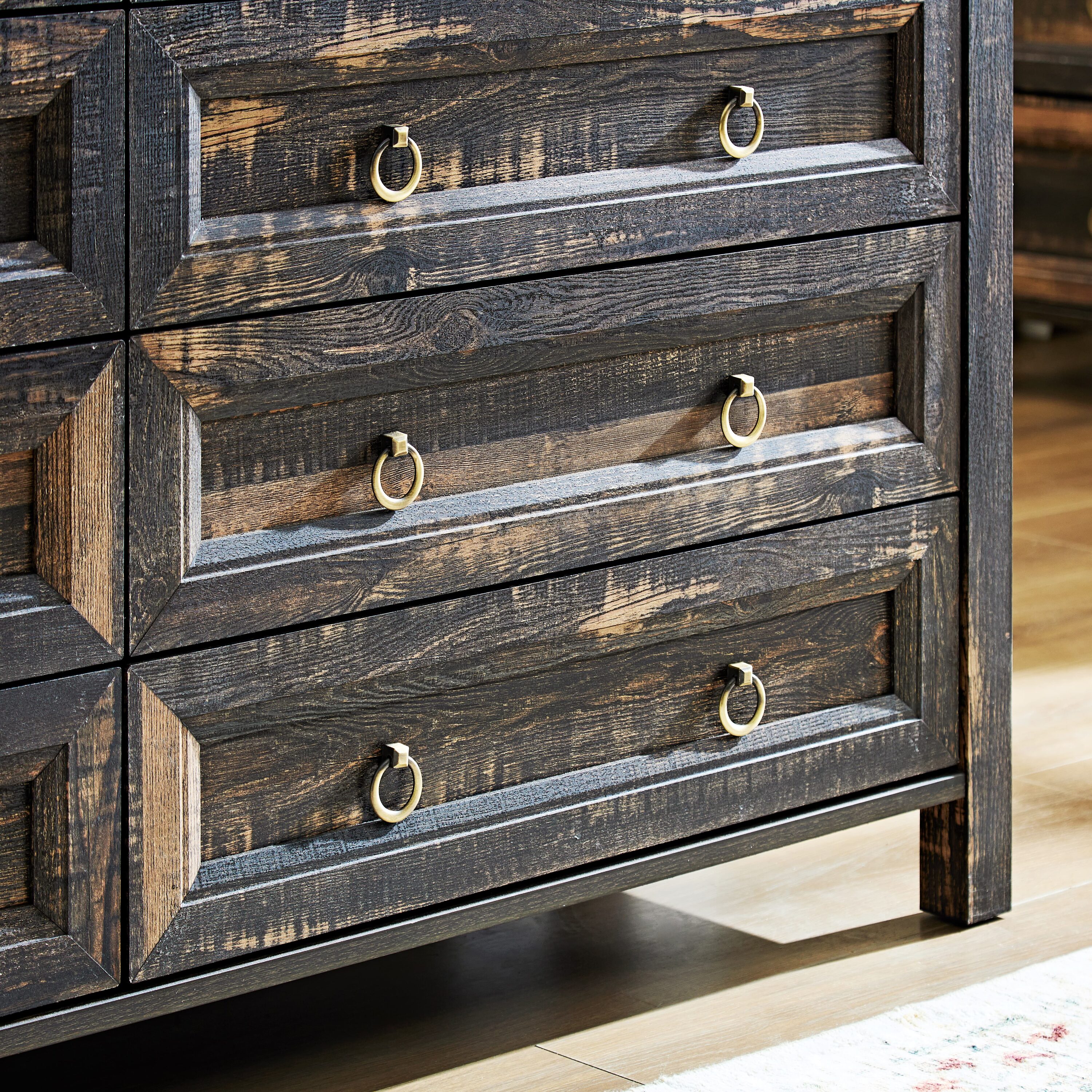 Flynama L-119695 dressers - View #7