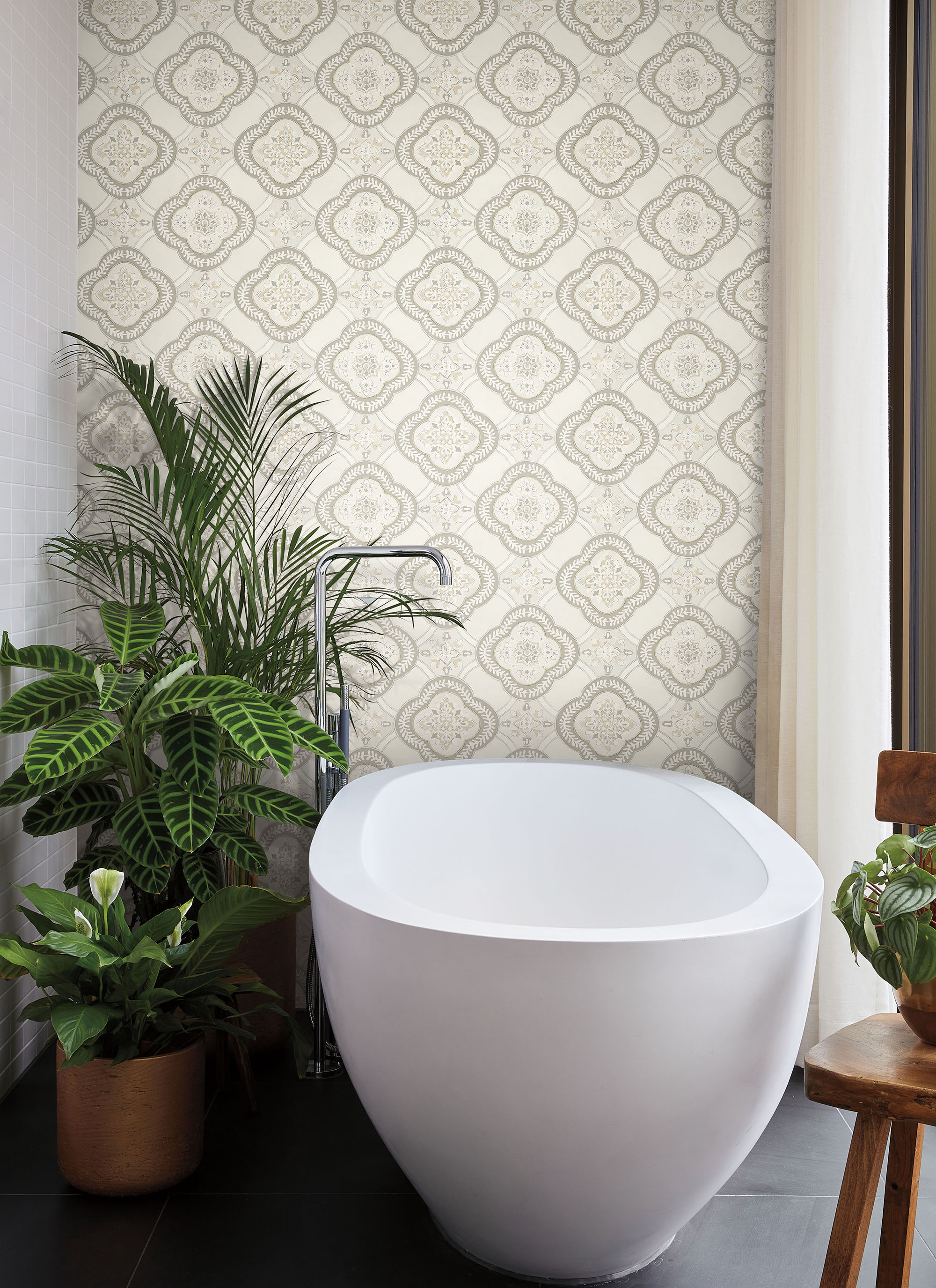 York Wallcoverings GO8212 Greenhouse 60.8-Sq. Feet Neutral Non-woven Geometric Prepasted Water Activated Paste Wallpaper