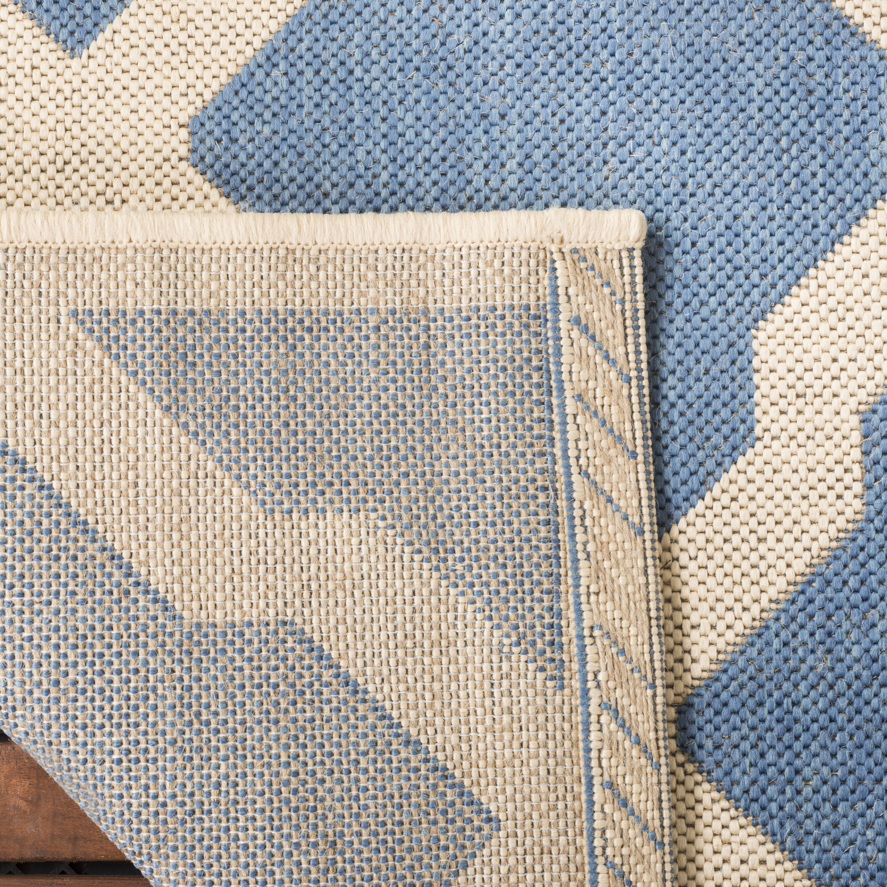 Safavieh BHS122M-4 rugs - View #3