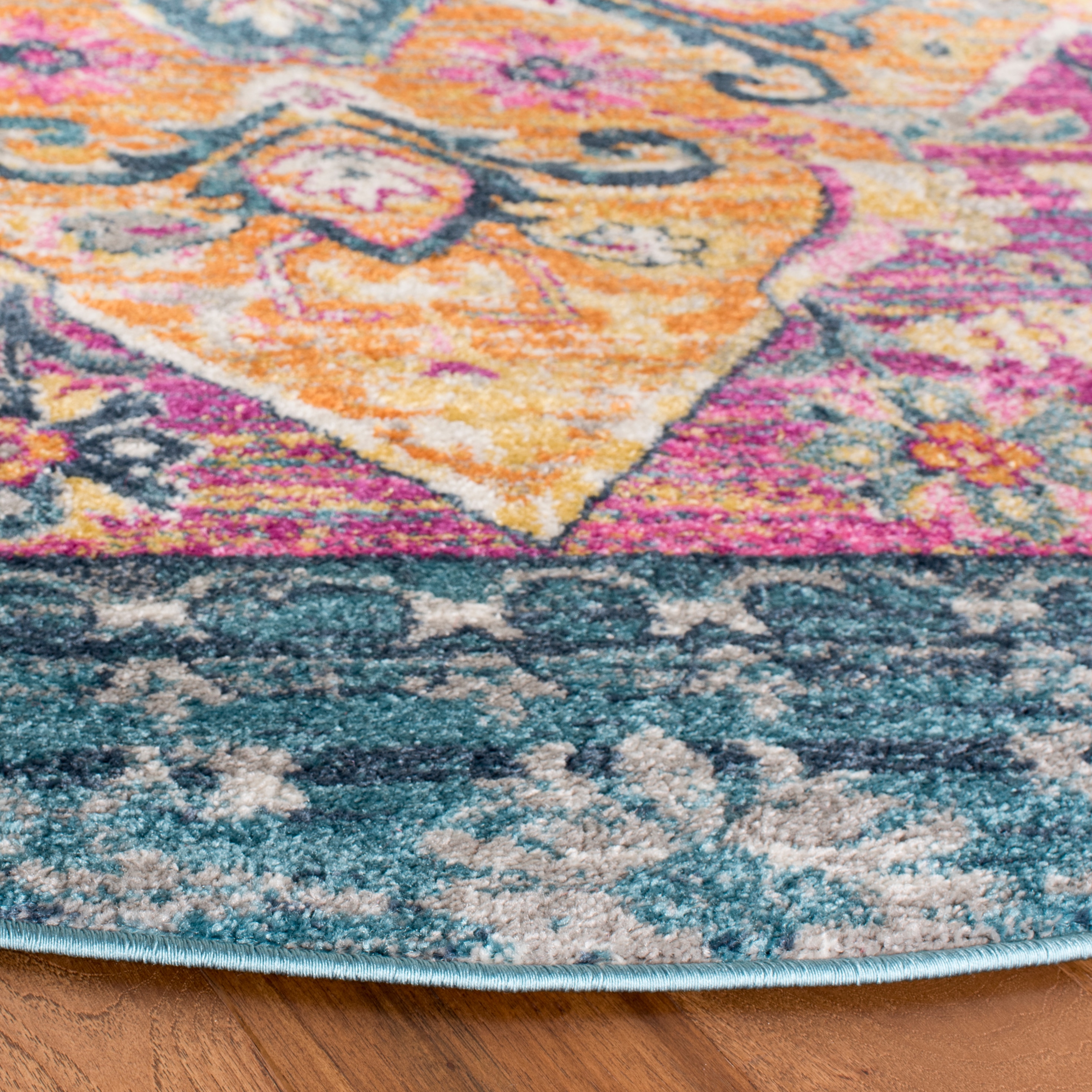 Safavieh MAD119C-7R rugs - View #3