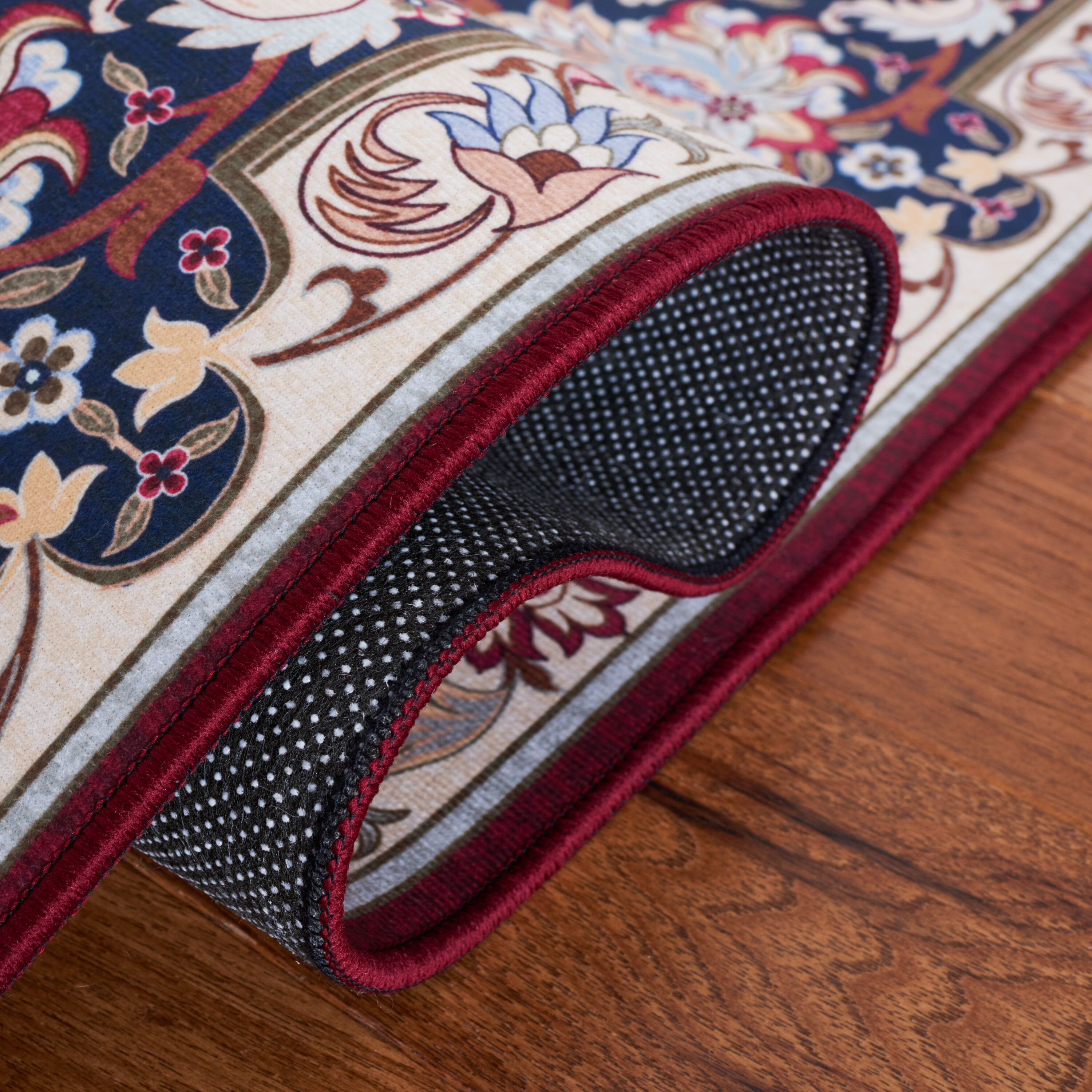 Tucson Red Synthetic 36" Hand-Knotted Easy Care Area Rug