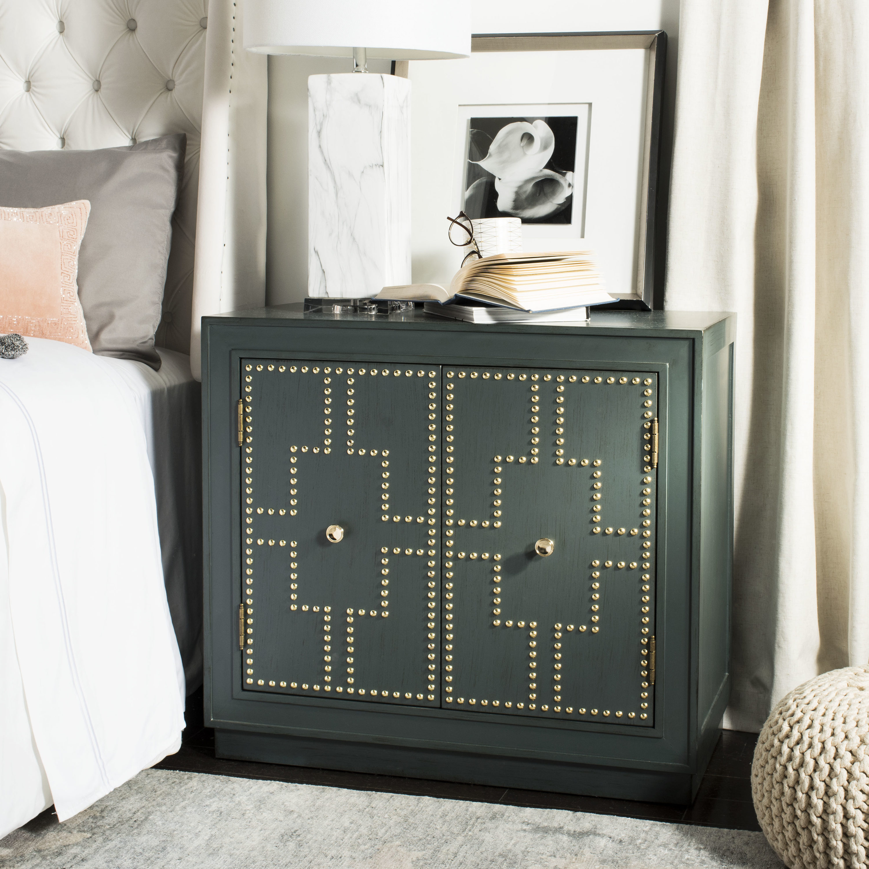 Safavieh CHS6406C Azuli Steel Teal/Gold/Mirror Acacia Standard chest