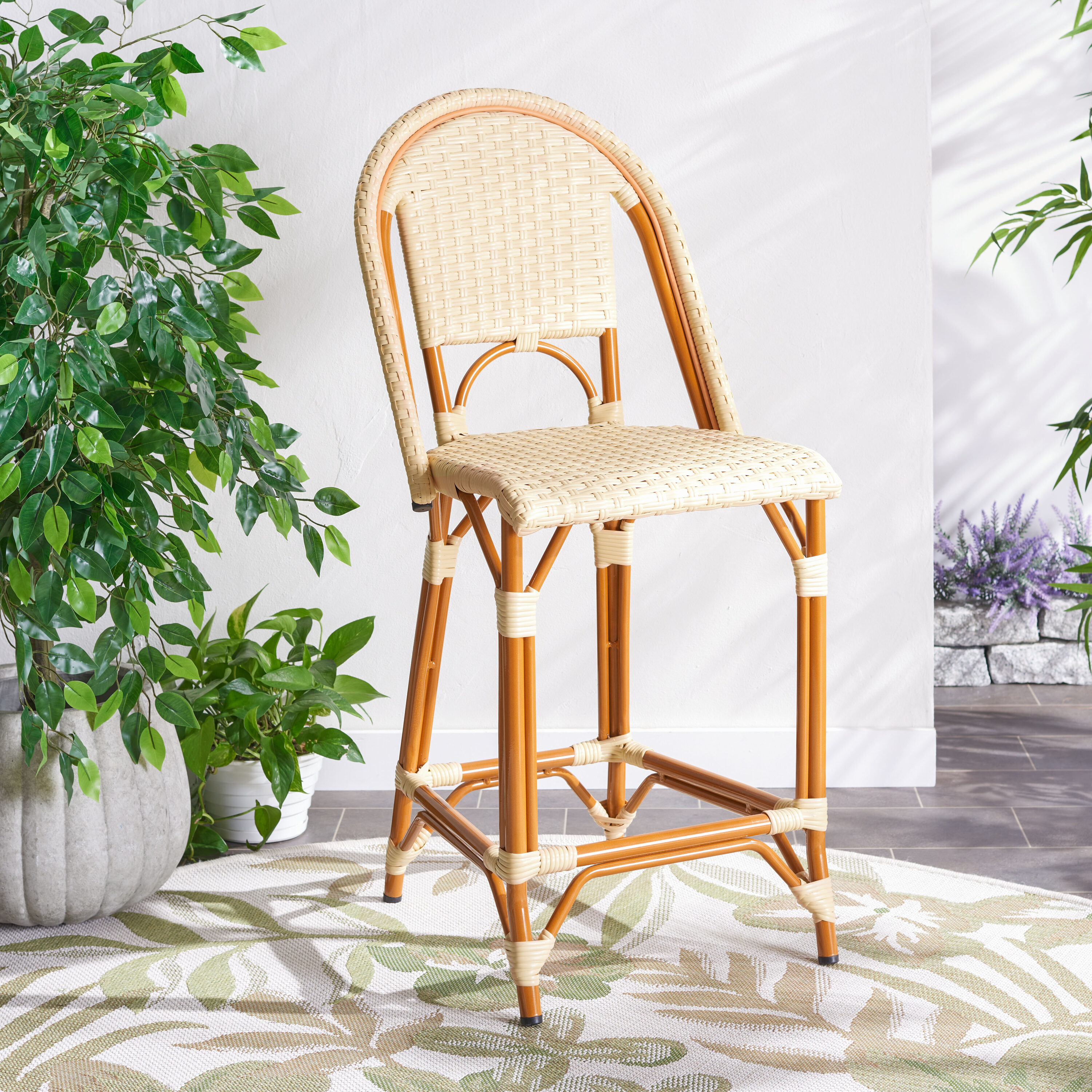 Safavieh PAT7532A California Wicker Natural/Beige Aluminum Frame Stationary Bar Stool Chair with Slat Seat