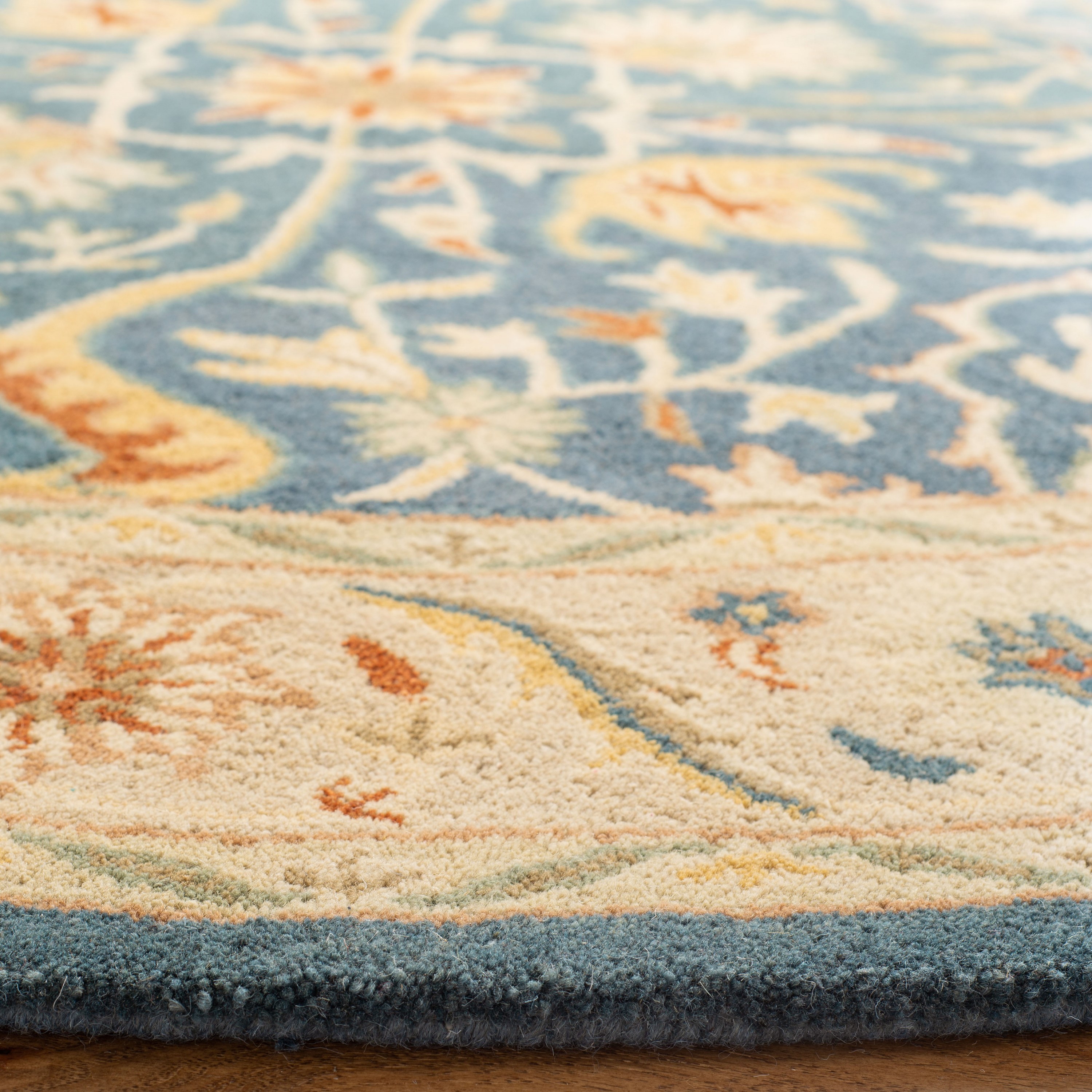 Safavieh AT14E-4R rugs - View #3