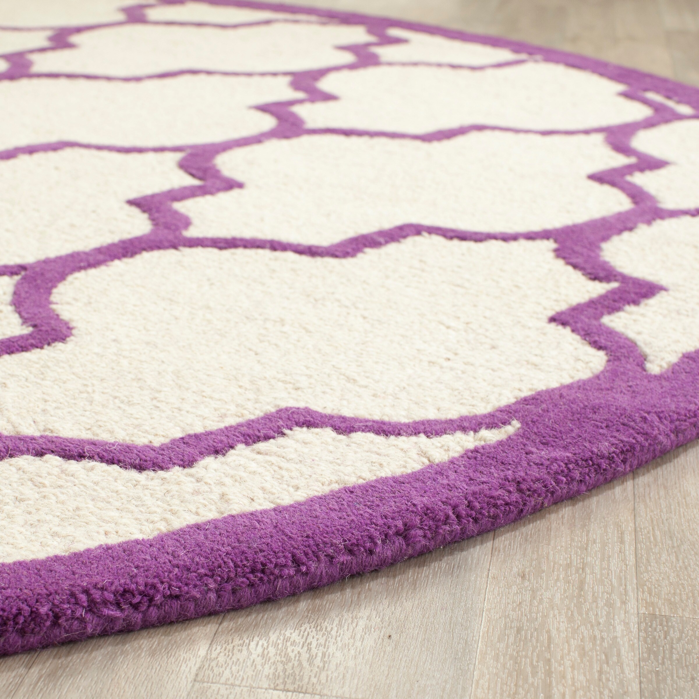 Safavieh CAM134V-6R rugs - View #3