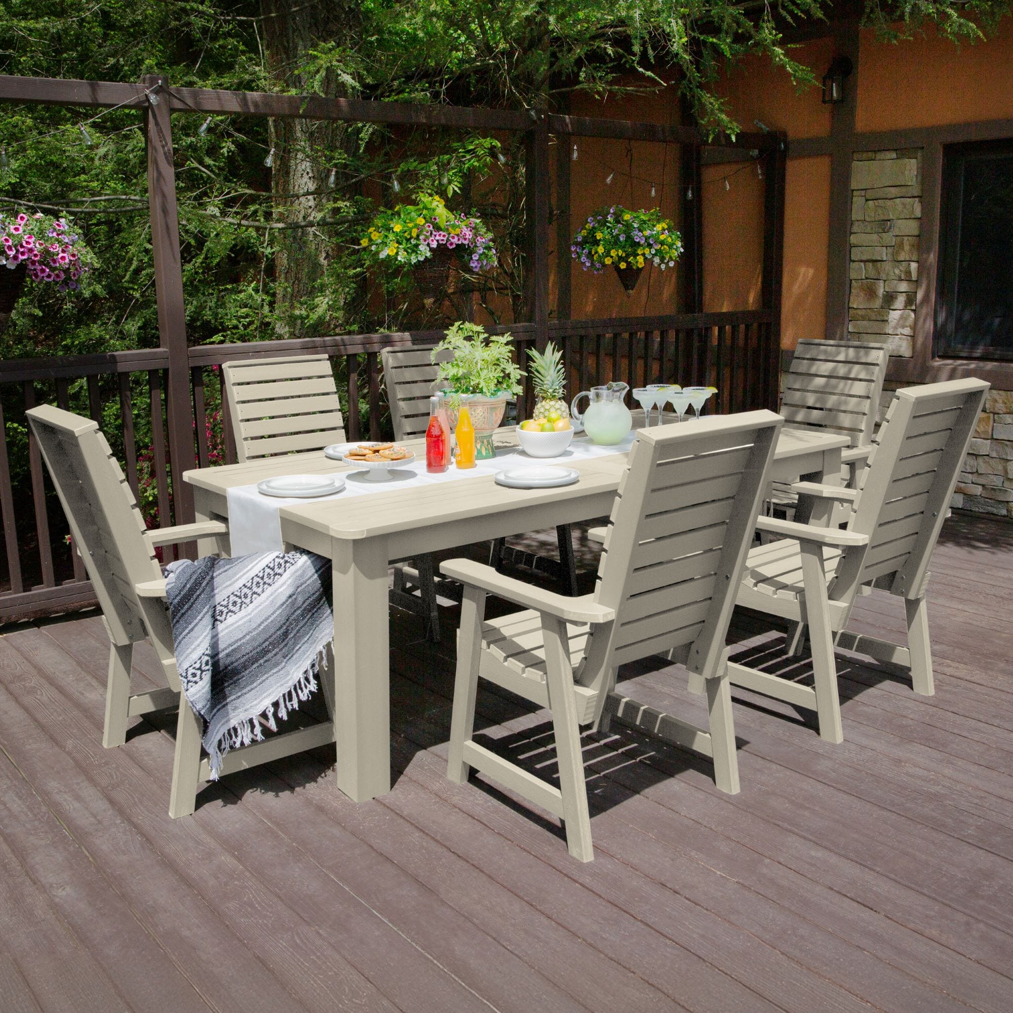 highwood AD-ST7WL1CO5AA-WAE Weatherly 7 -Piece Whitewash Patio Dining Set Plastic Rectangle Table with 6 Stationary Chairs