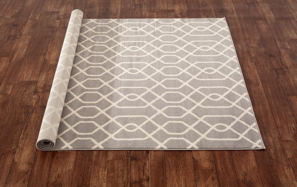 Easy-Care Modern Trellis Gray 5' x 7' Synthetic Area Rug