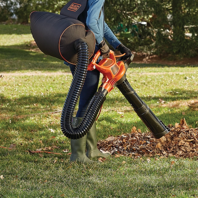BLACK+DECKER 400-CFM 250-MPH Corded Electric Handheld Leaf Blower in the  Leaf Blowers department at