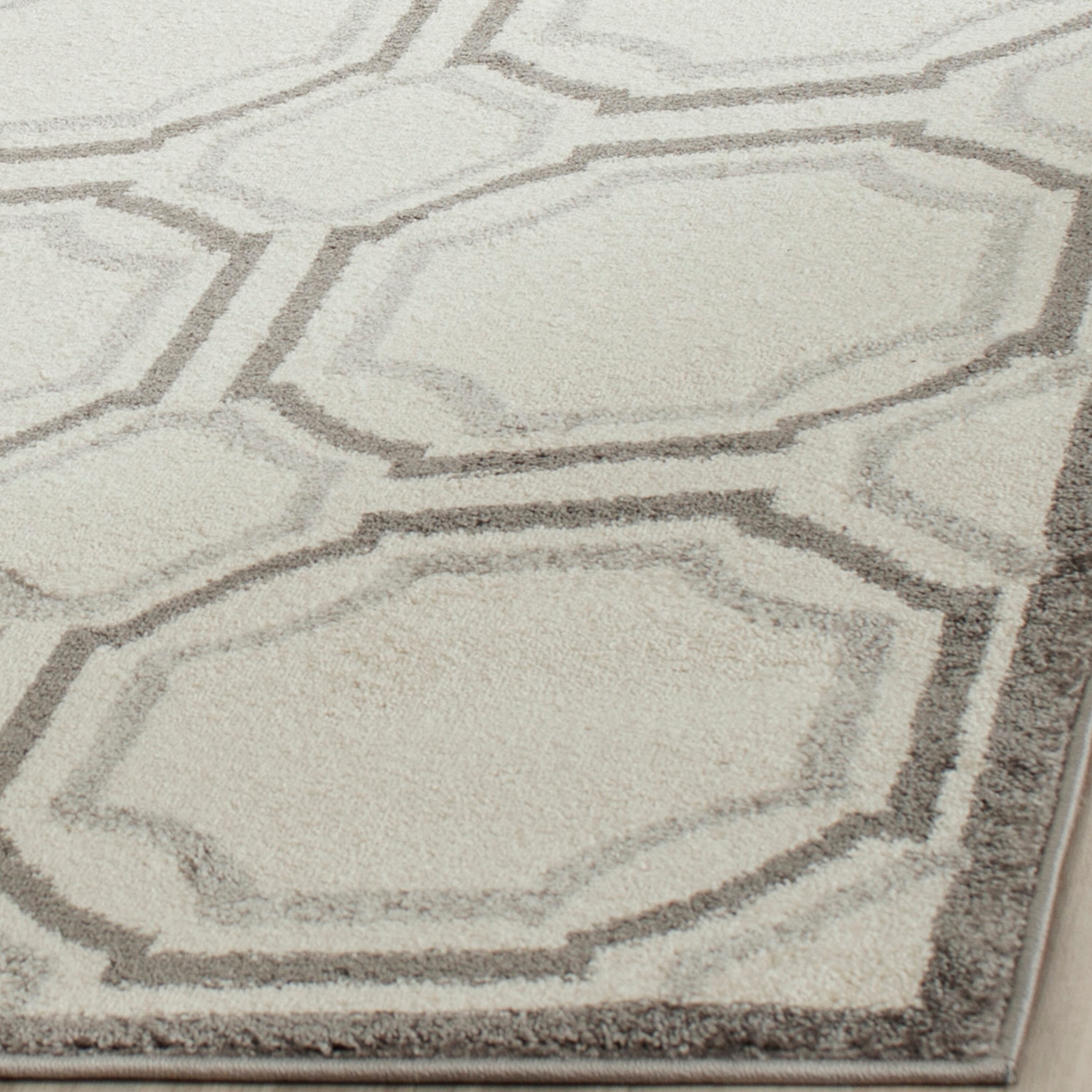 Safavieh AMT411E-5SQ rugs - View #3