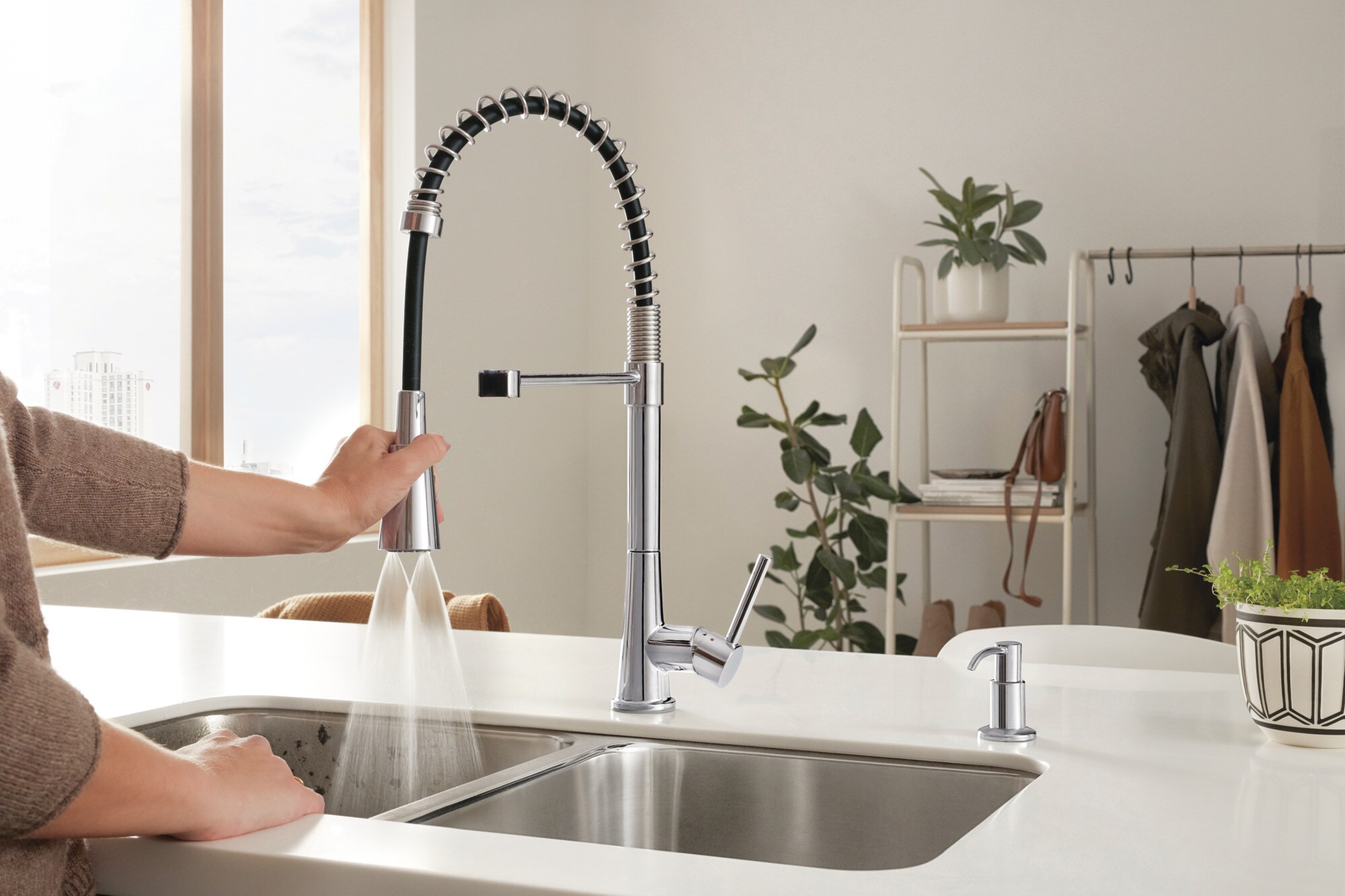 Peerless P7948LF Kitchen-Faucets - View #6