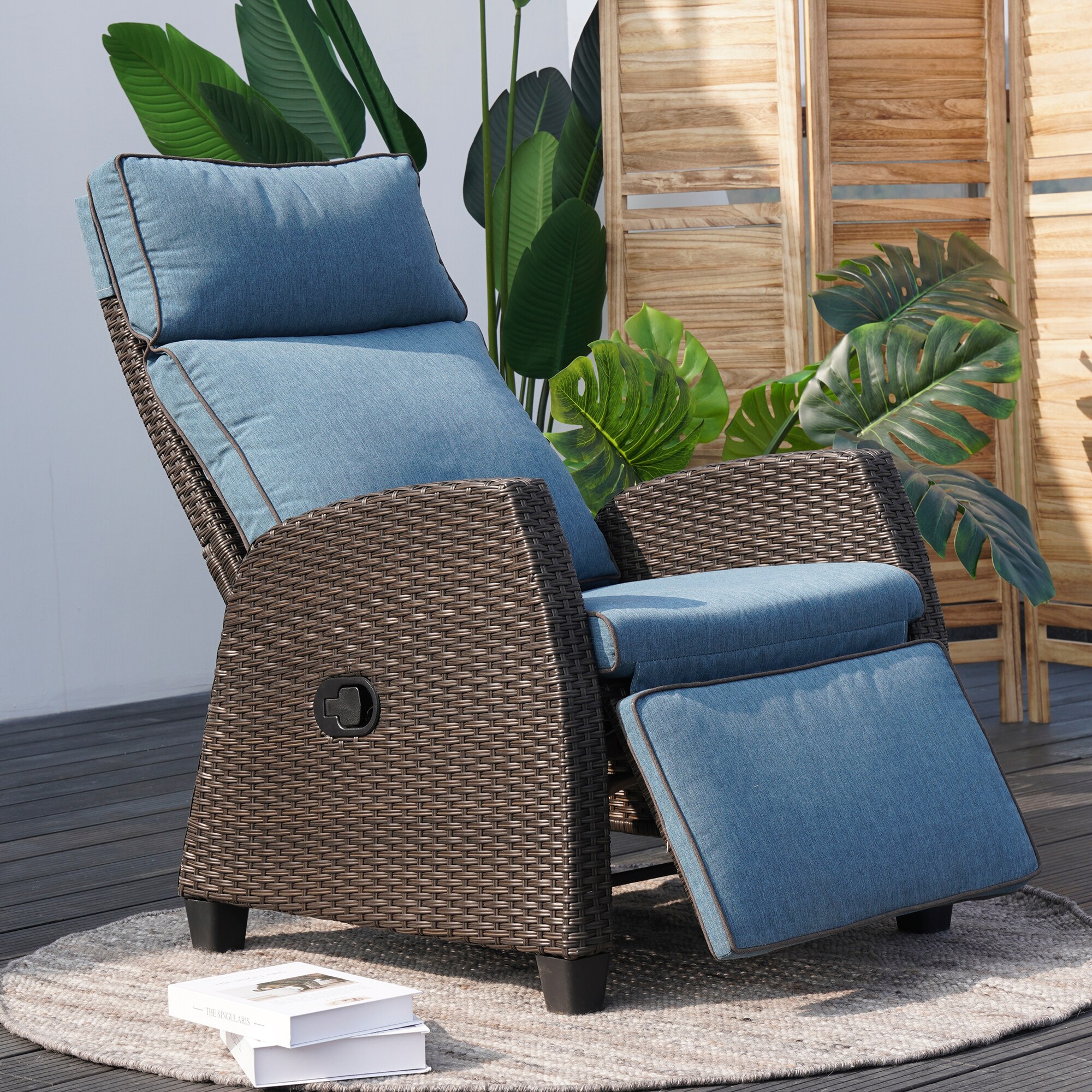 Universal Outdoor Patio Recliner Chair - PatioHQ