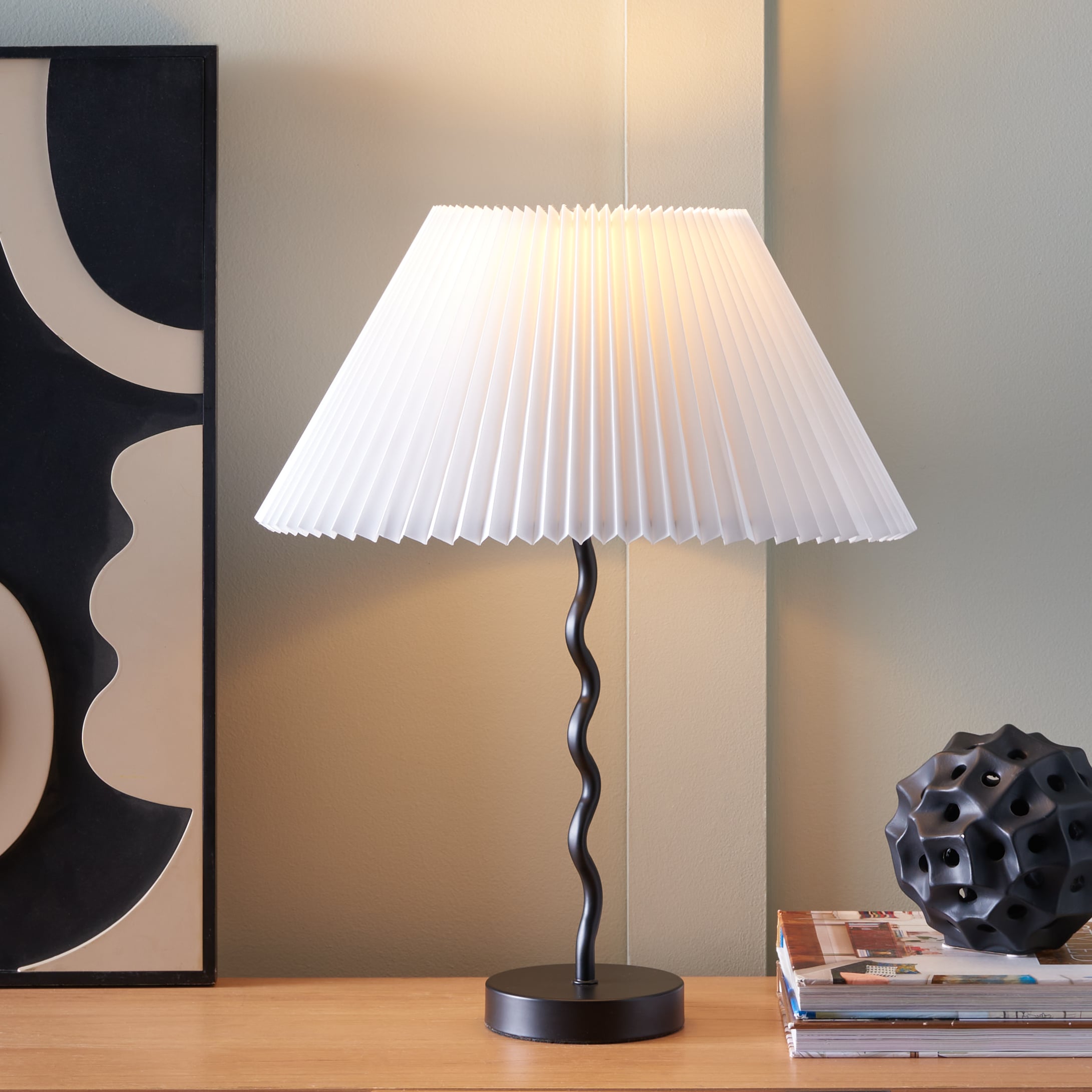 Safavieh TBL7026A Table Lamps 22-in Black LED Incandescent On/Off switch Table Lamp with Fabric Shade