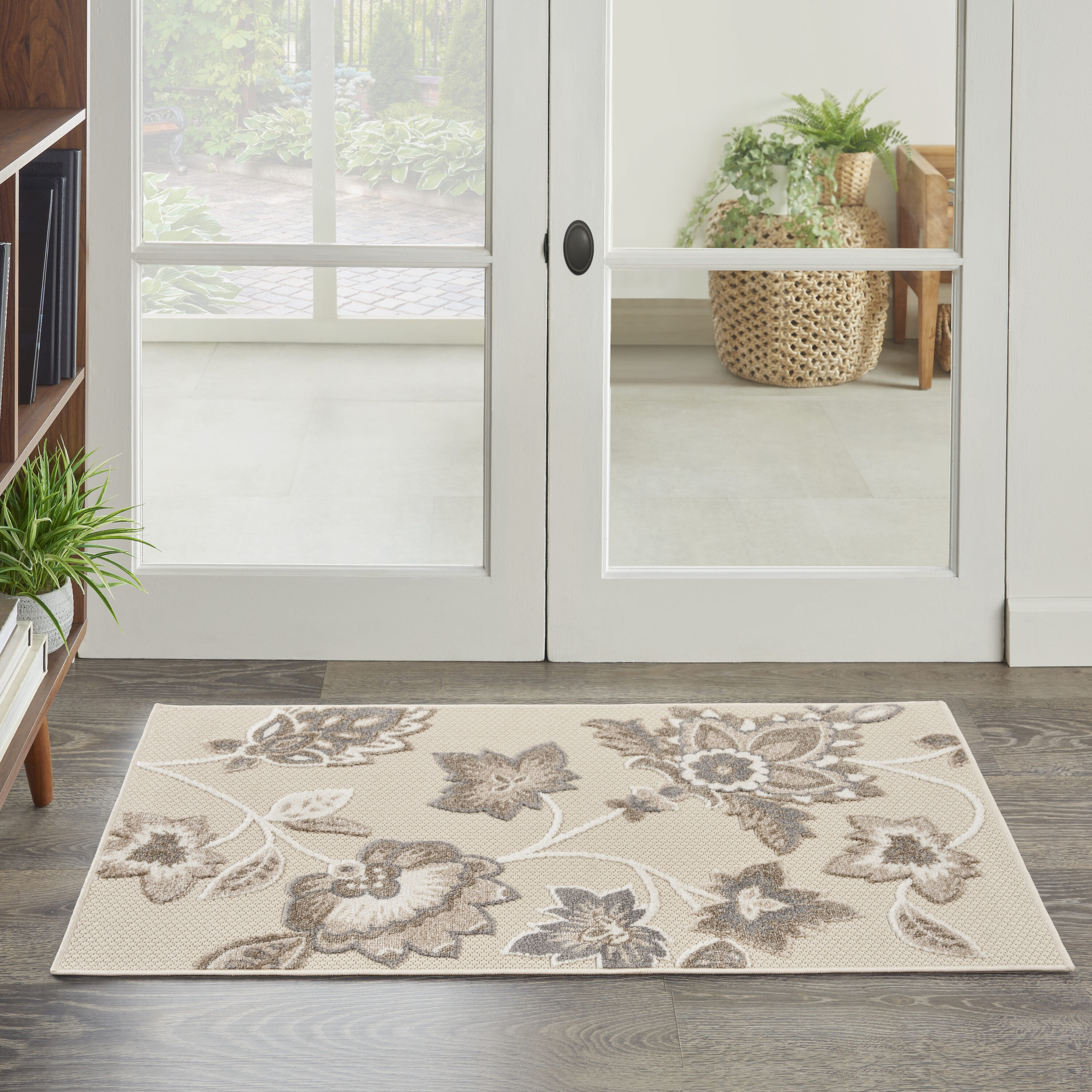 Nourison 099446168849 Aloha 3 x 4 (ft) Loomed Polypropylene Beige Rectangular Indoor/Outdoor Floral/Botanical Area rug