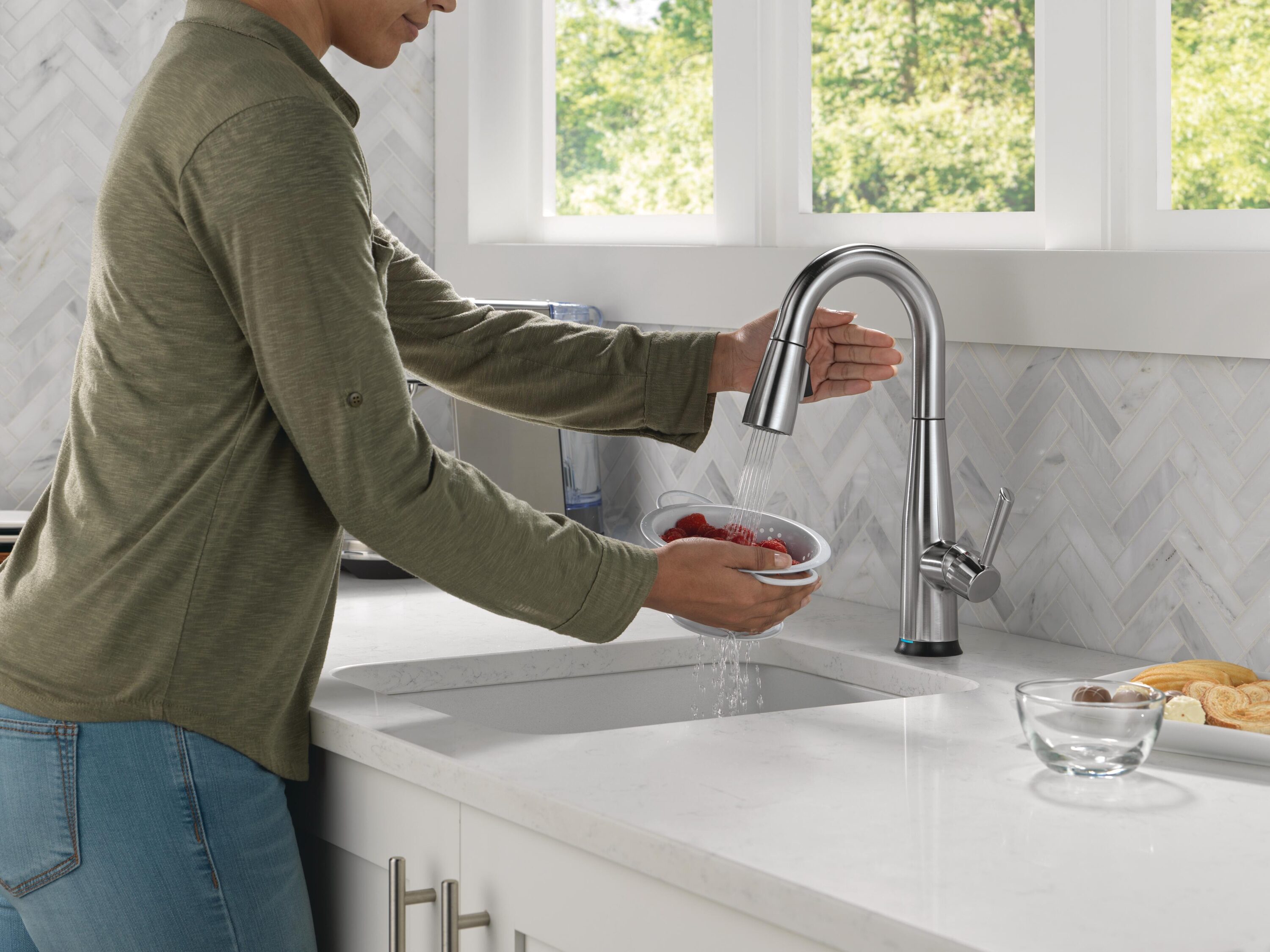 Delta 9913TL-AR-DST Kitchen-Faucets - View #9