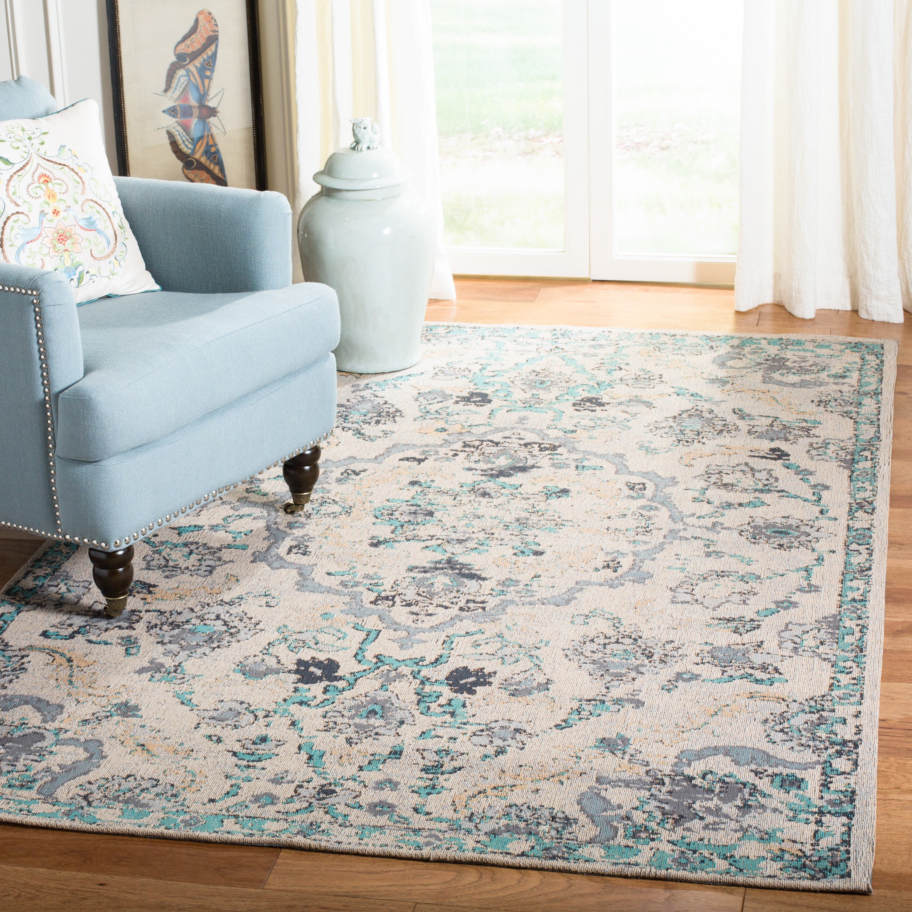 Safavieh CLV102F-8 Classic Vintage Sienta 8 x 10 (ft) Loomed Polyester Gray/Turquoise Rectangular Indoor Distressed/Overdyed Vintage Area rug