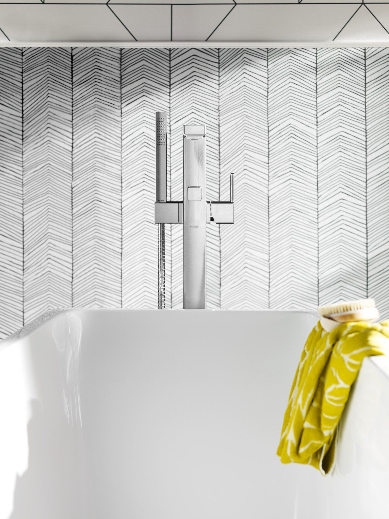 Moen S905 Roman-Tub-Faucets - View #5