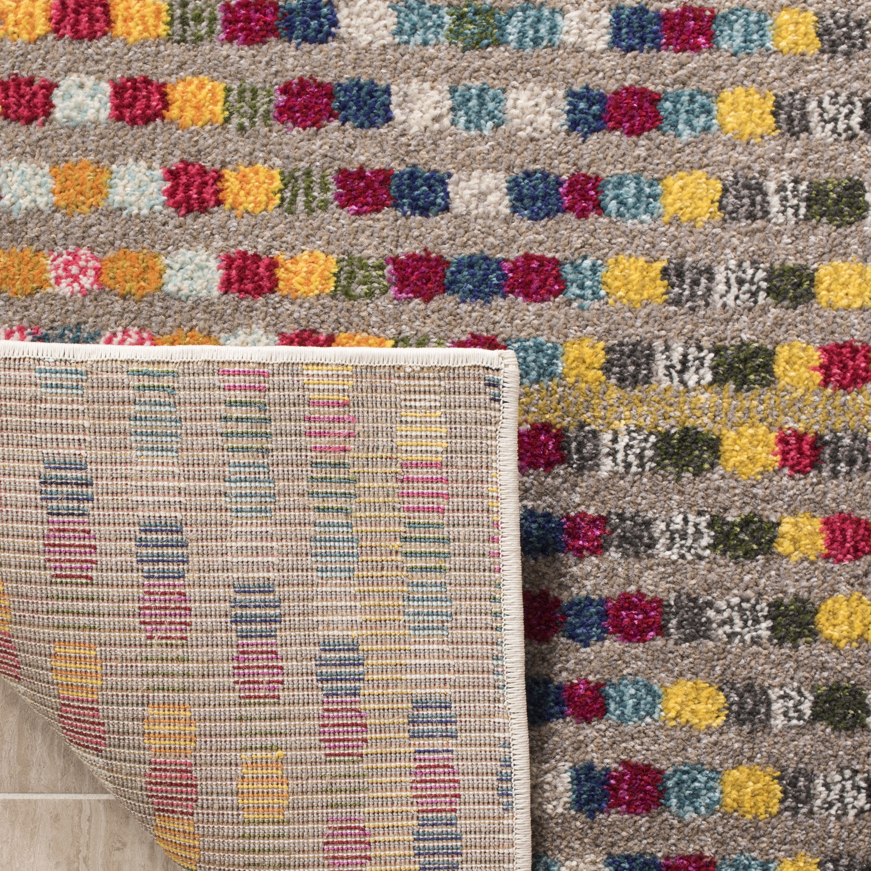 Safavieh MNC204F-4 rugs - View #4