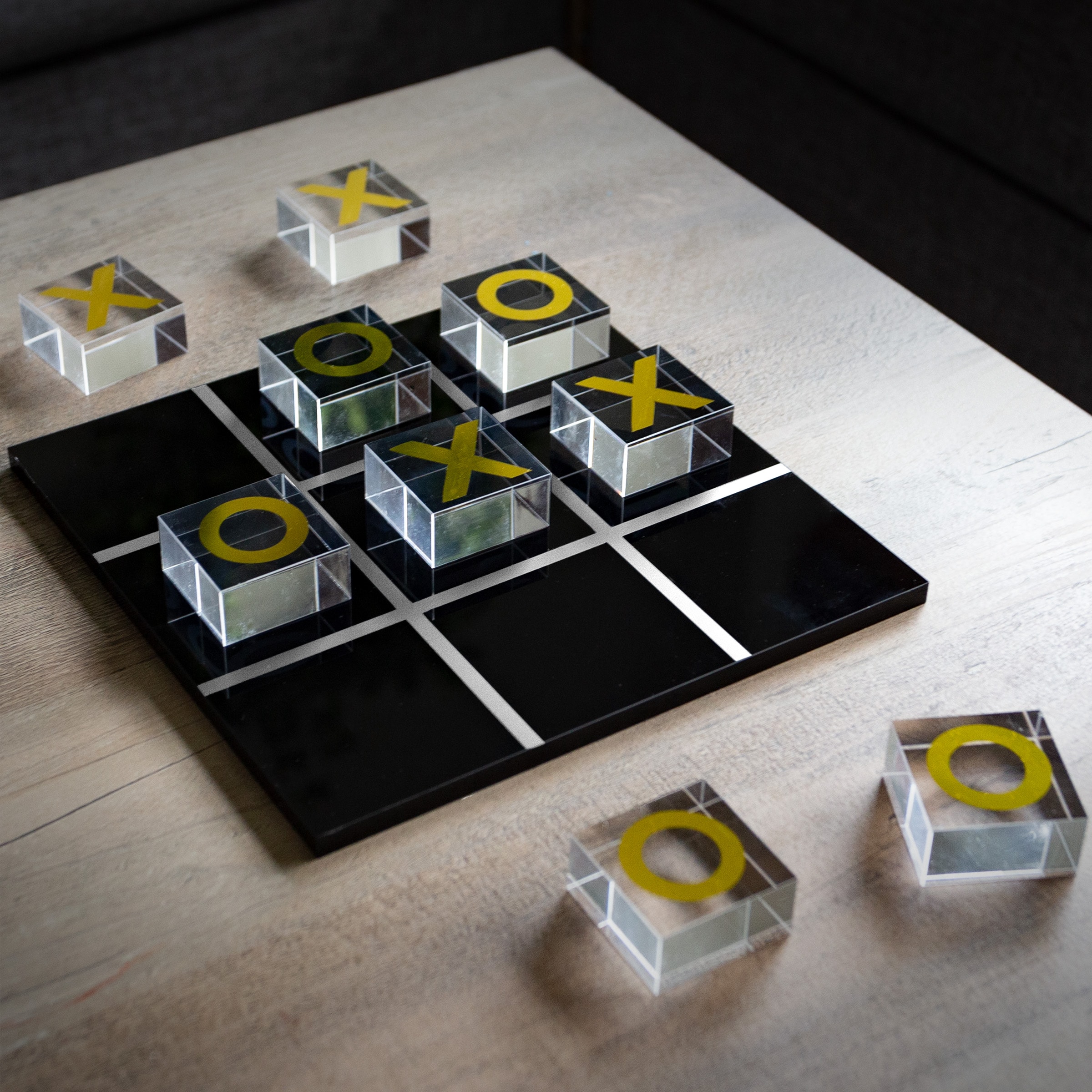 Real Tic Tac Toe by Michal Glet