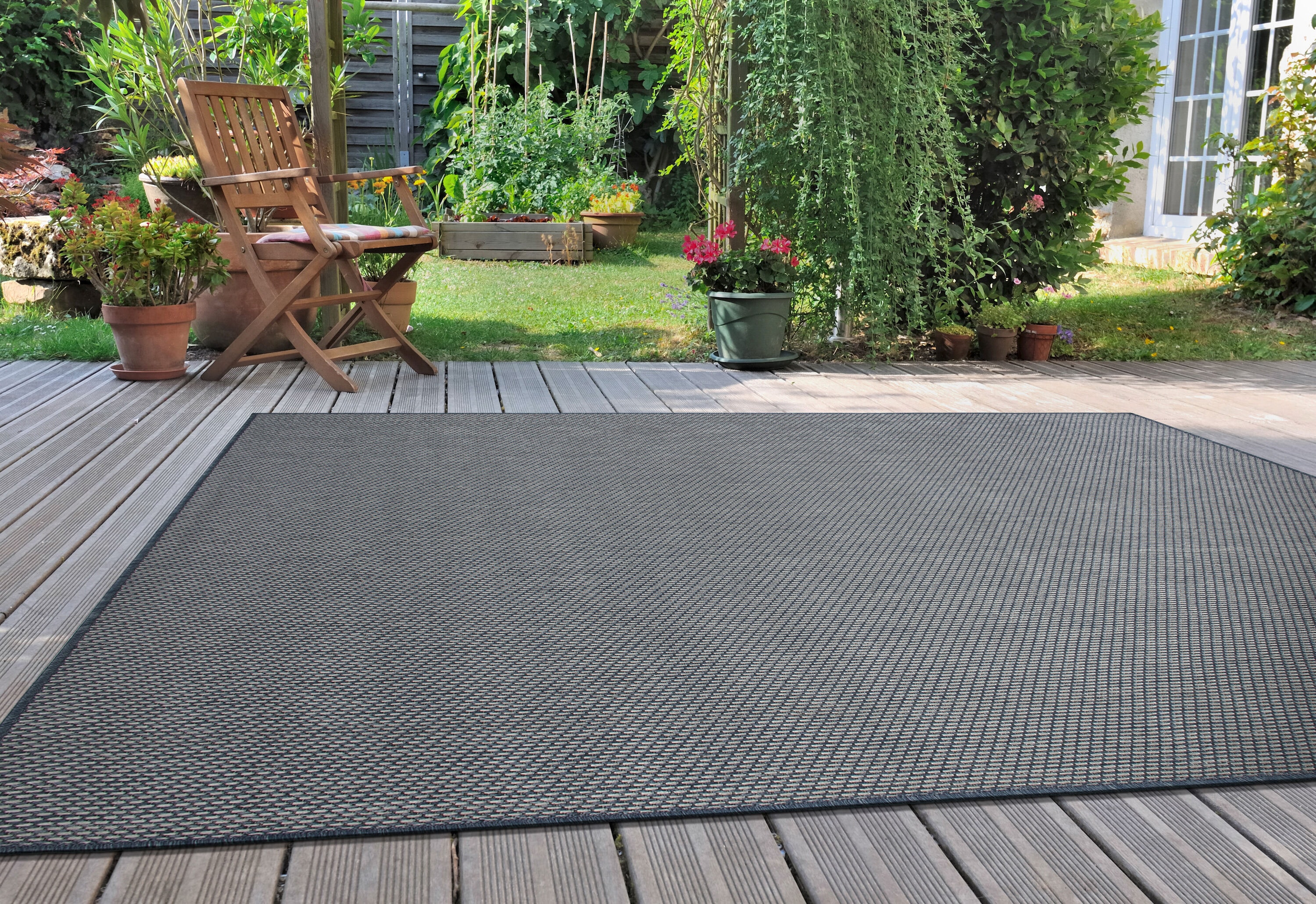 Reversible Easy-Care Blue Synthetic 5' x 7' Area Rug
