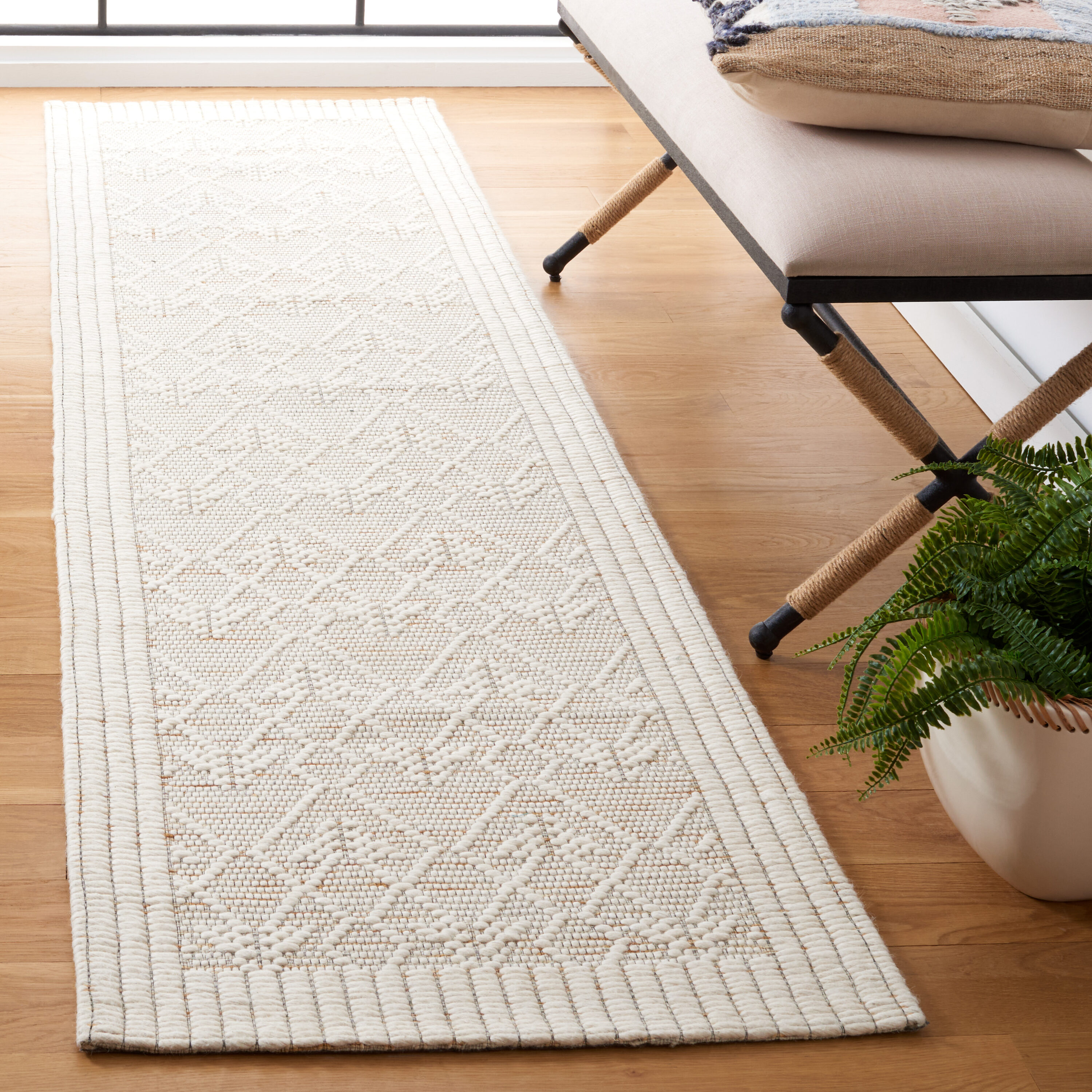  Marbella 430 Ivory/Brown Transitional 2ft-3in x 9ft Runner Rug