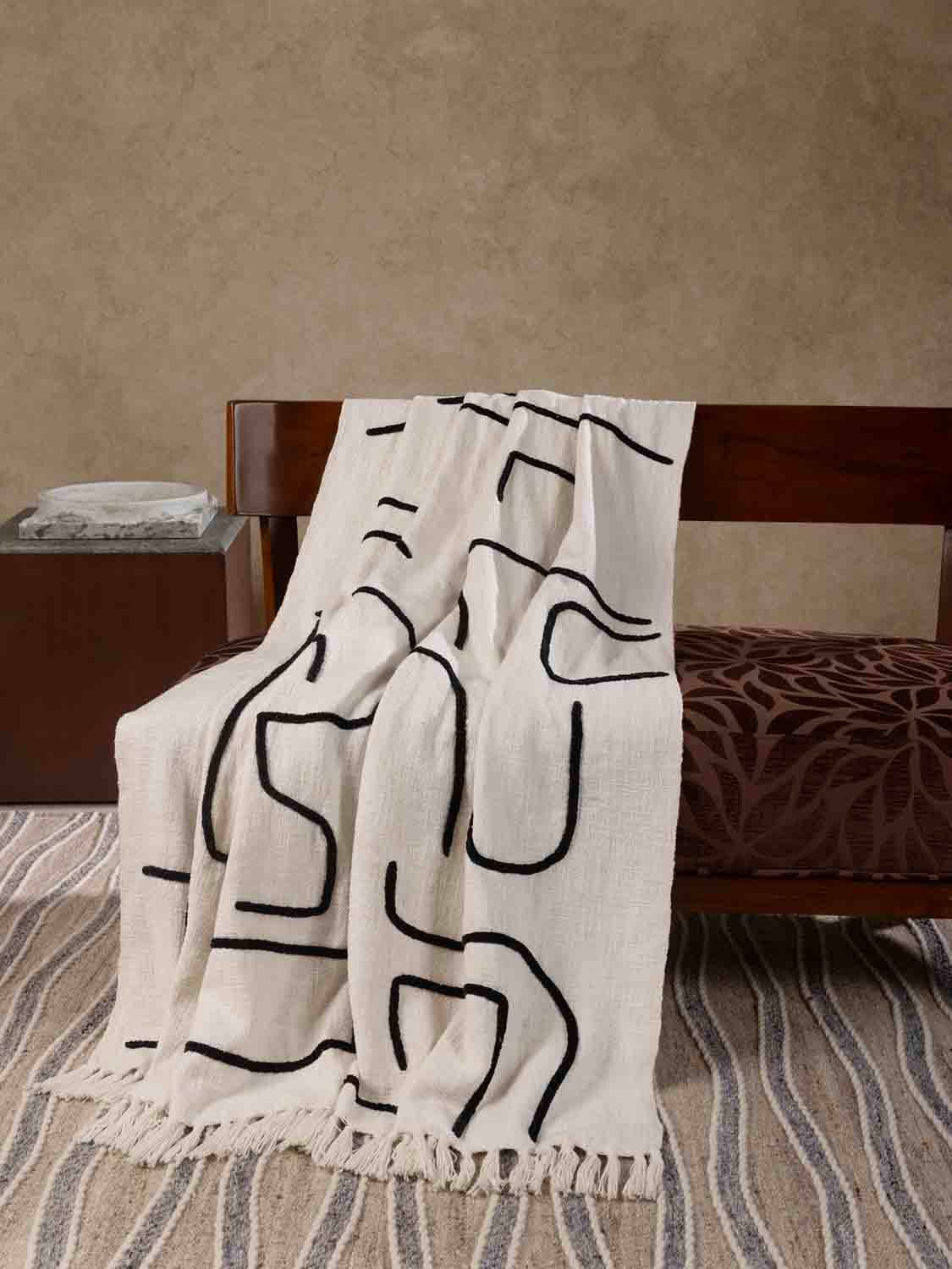 GAURI KOHLI GK71096 Blankets-And-Throws - View #4