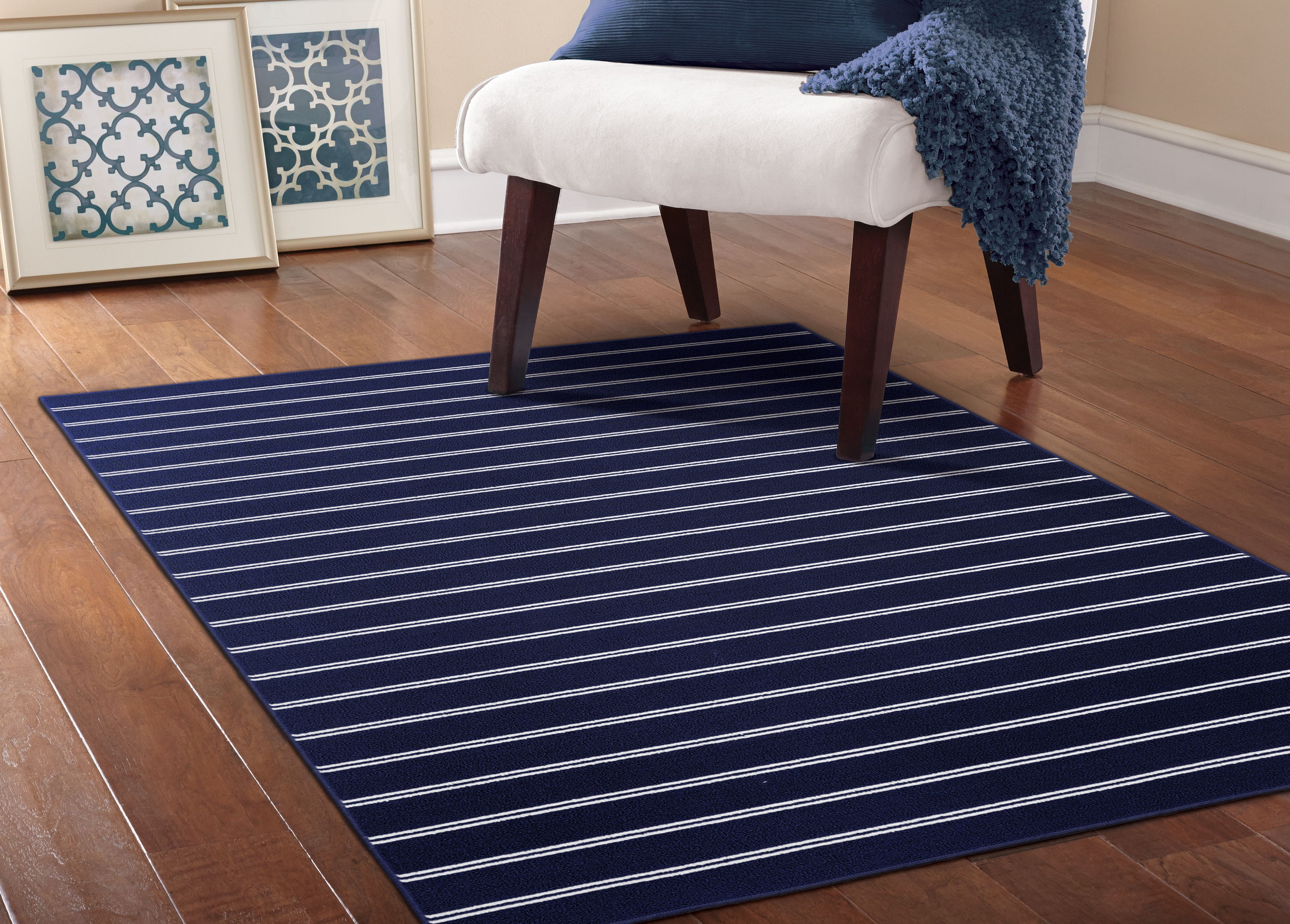 Avery 5' x 7' Blue Tufted Synthetic Stripe Area Rug