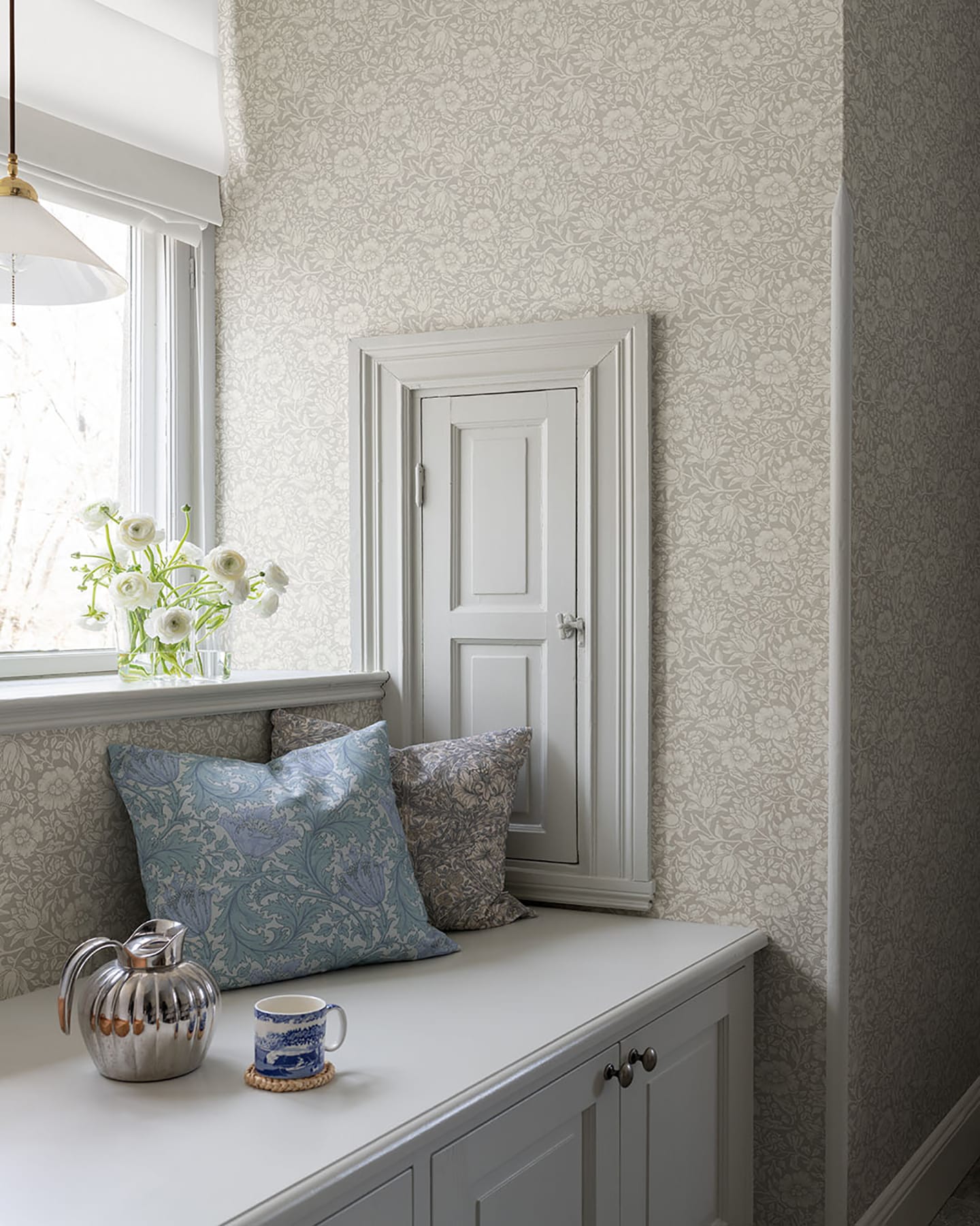 Mallow Grey Floral Non-Pasted Washable Wallpaper Roll
