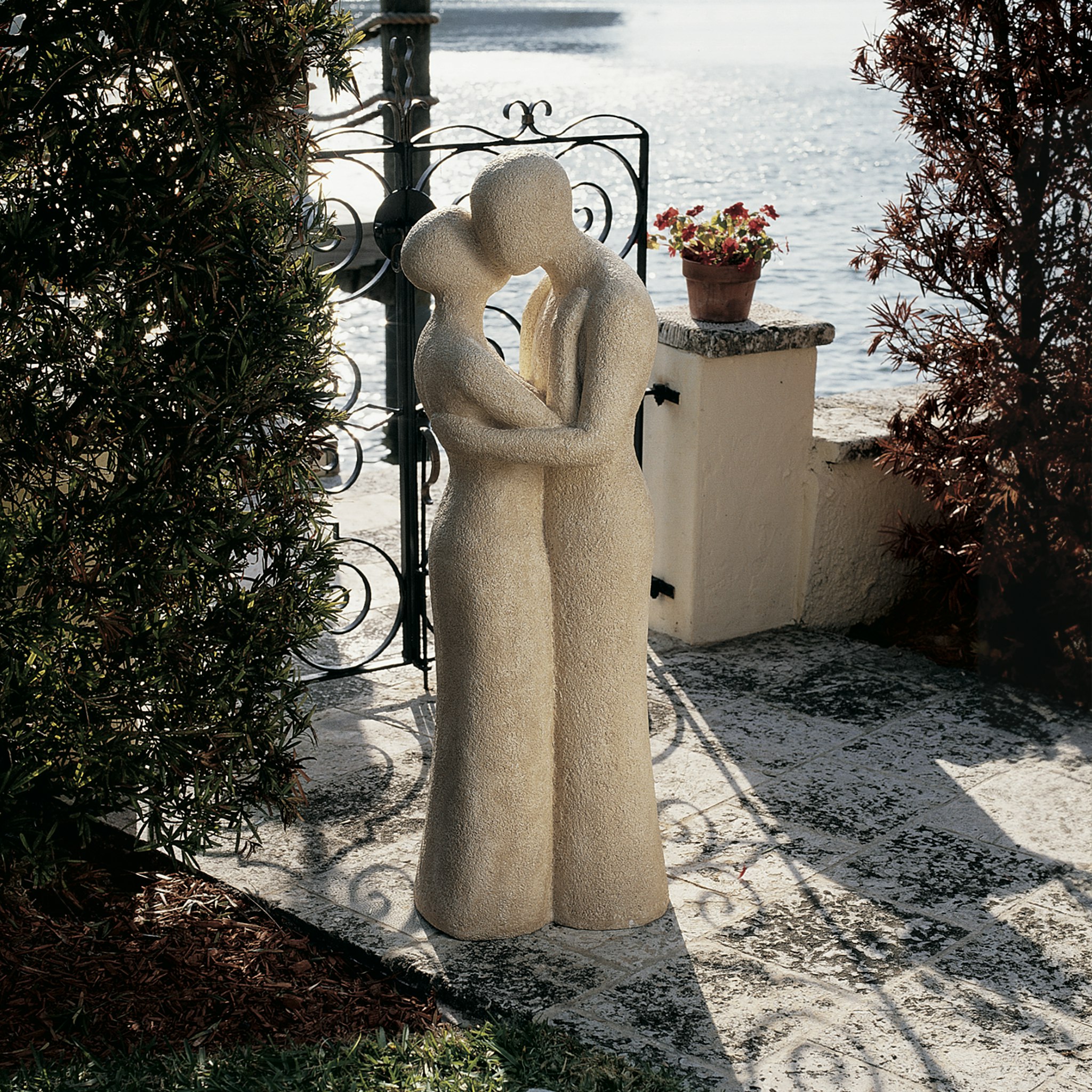 Design Toscano KY50033 Garden-Statue - View #2