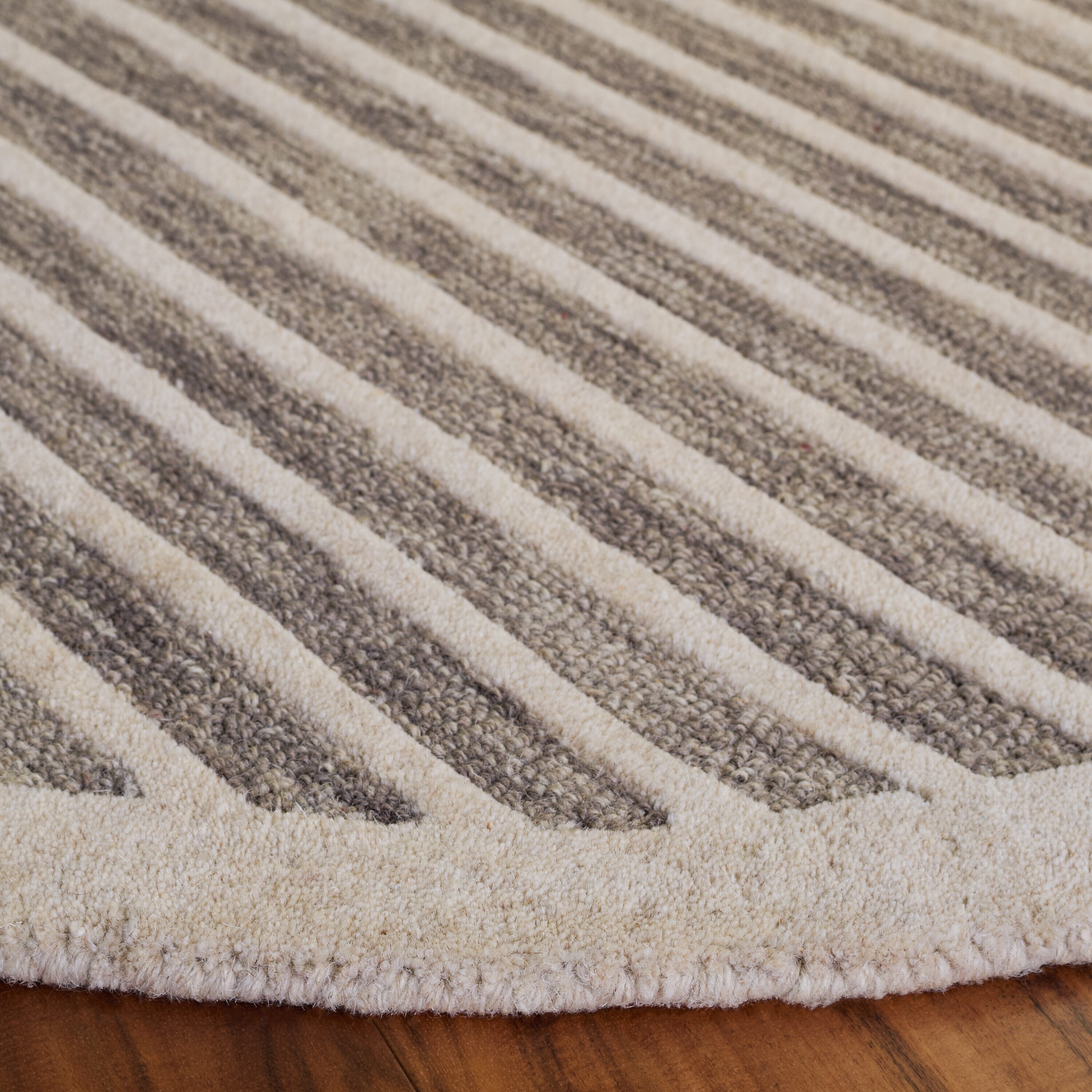 Safavieh EBN325T-6R rugs - View #3