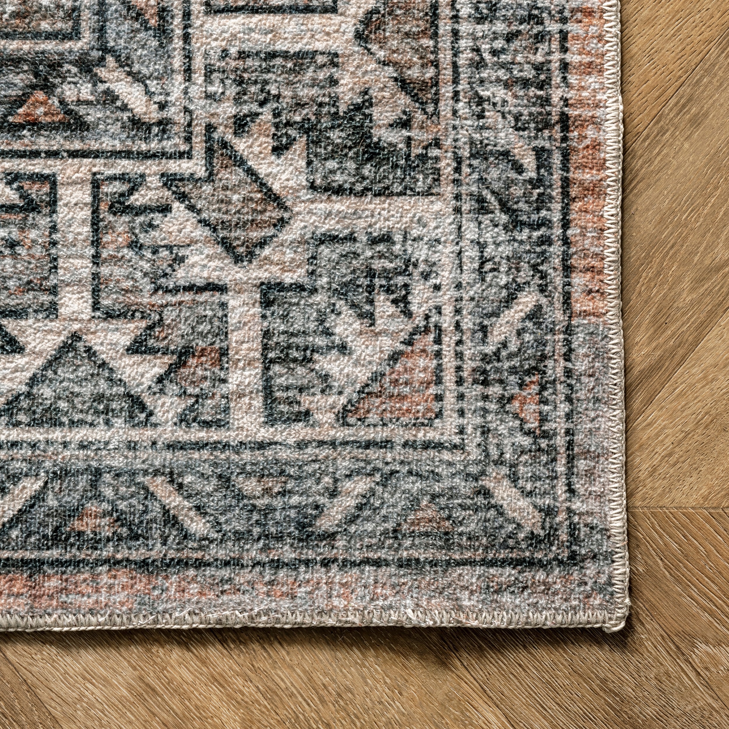 NuLOOM Revel 4 X 6 (ft) Rust Indoor Geometric Machine Washable Area Rug ...