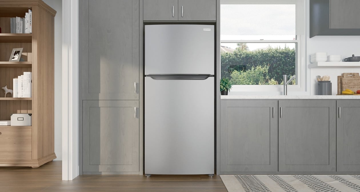 Frigidaire Garage-Ready 20-cu ft Top-Freezer Refrigerator (Black Stainless  Steel) in the Top-Freezer Refrigerators department at