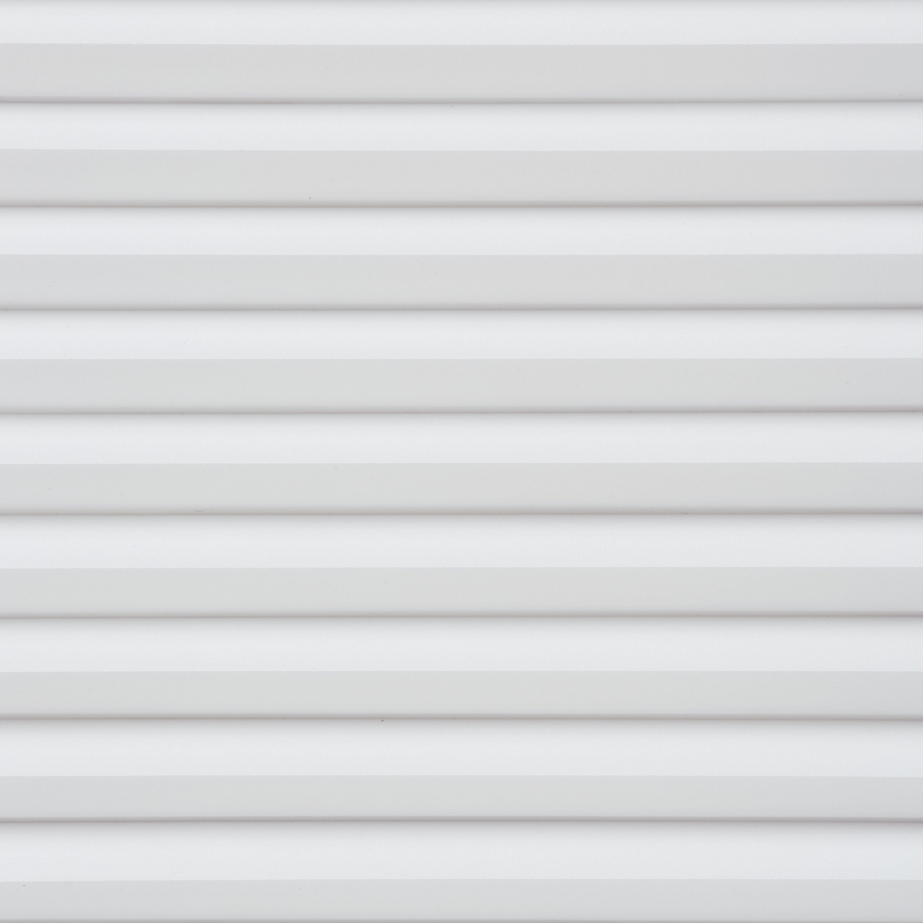 Bali 05B-2001 Luminance Wedding White Light filtering Polyester Pleated shade swatch