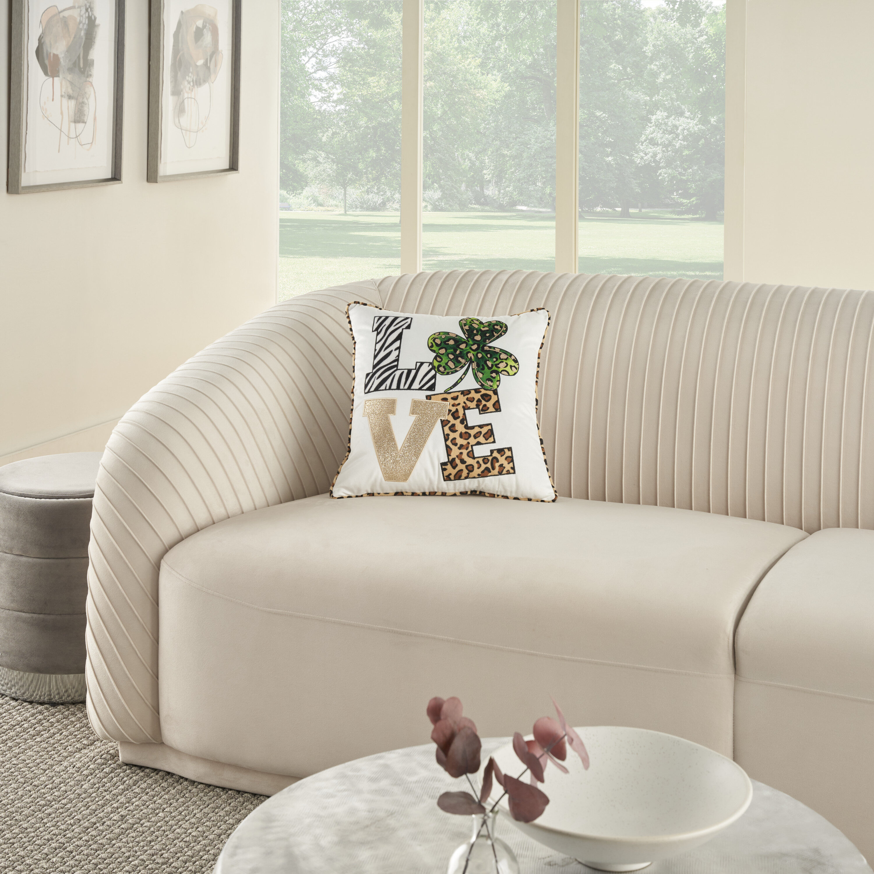 Mina Victory 0798019013837 Accent-Pillows - View #3