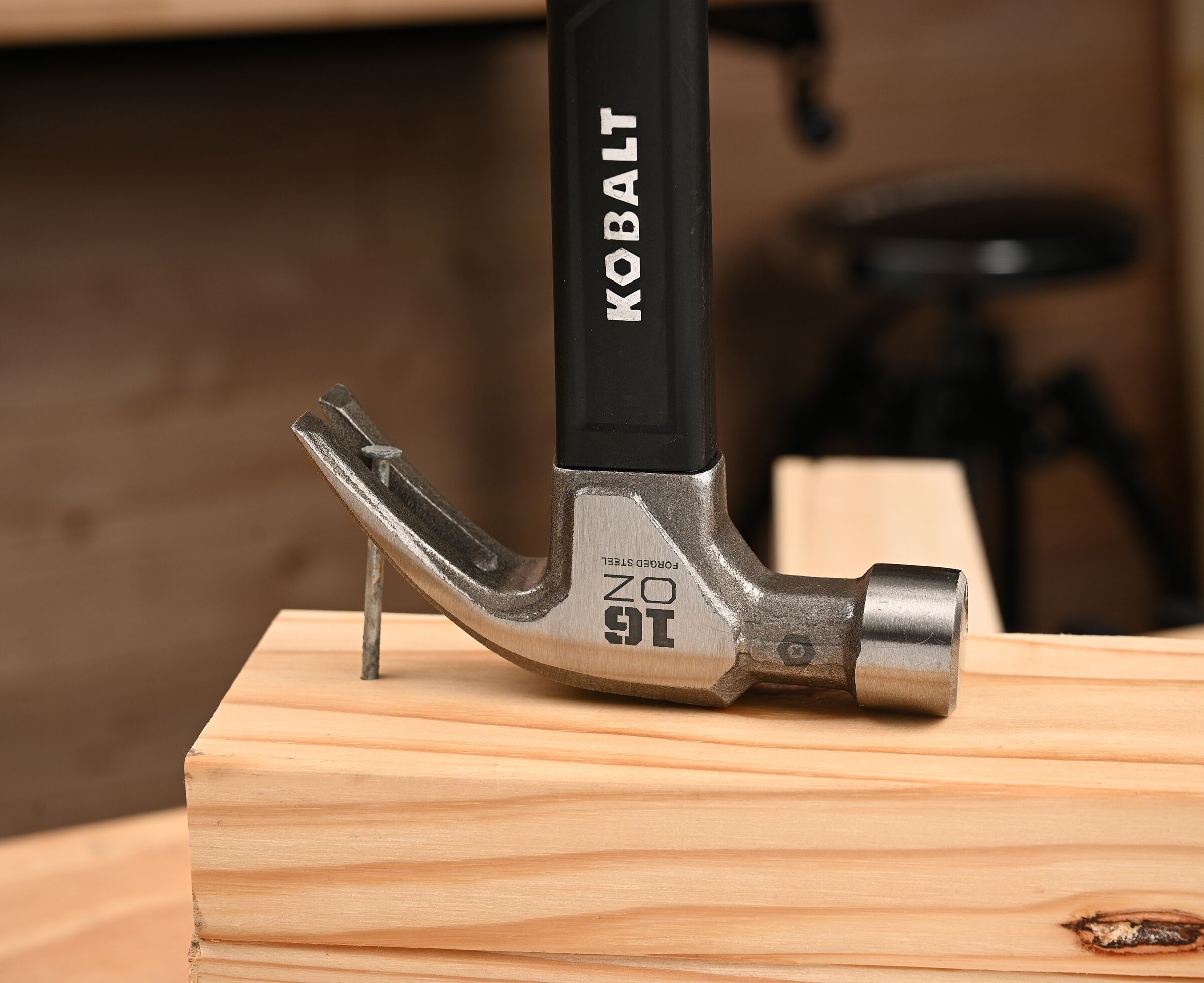 Kobalt 20-oz Smooth Face Steel Head Steel Claw Hammer