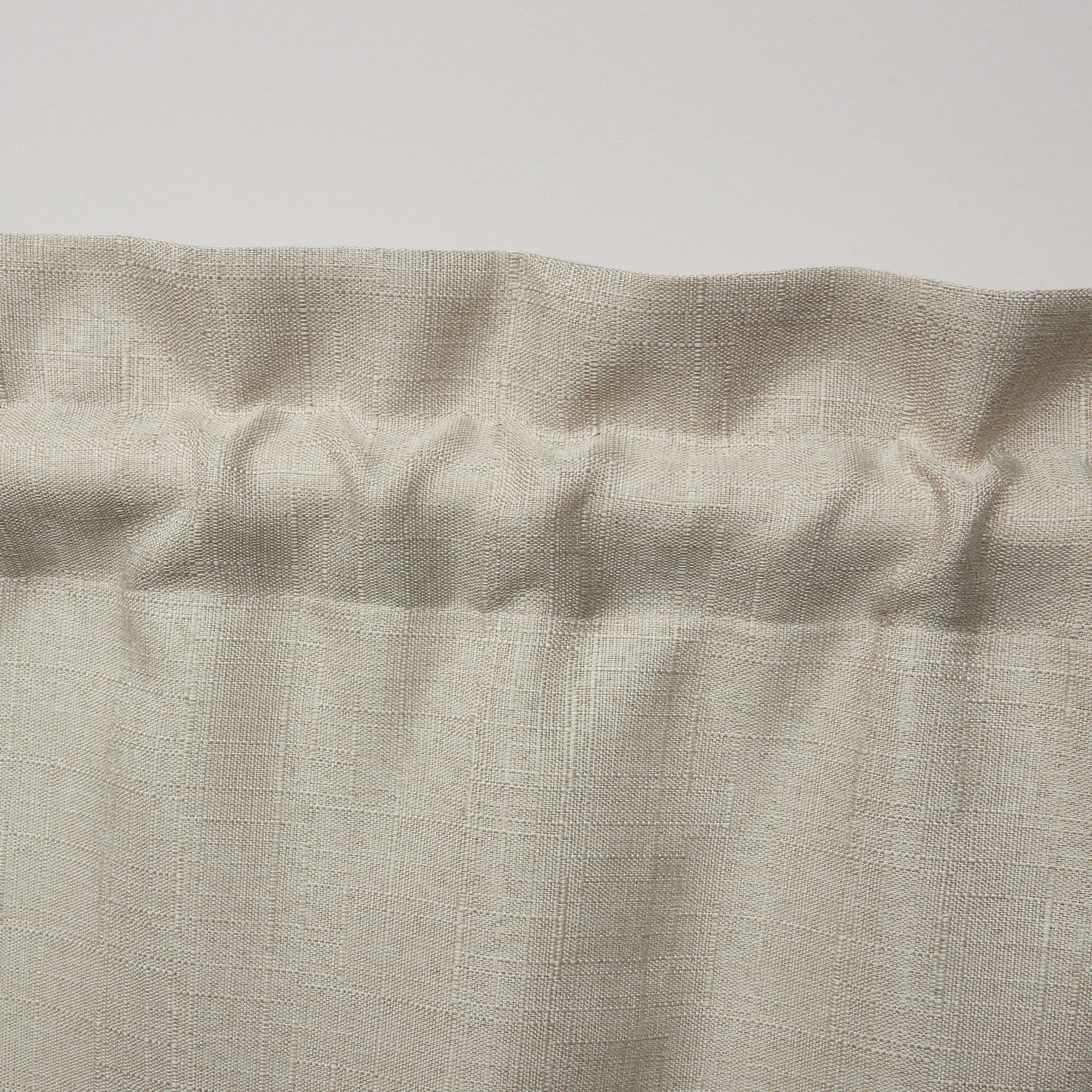 Natural Linen Light Filtering Rod Pocket Scalloped Valance