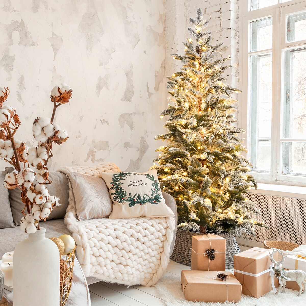 WELLFOR CM-HJY-23536US Artificial-Christmas-Trees - View #7
