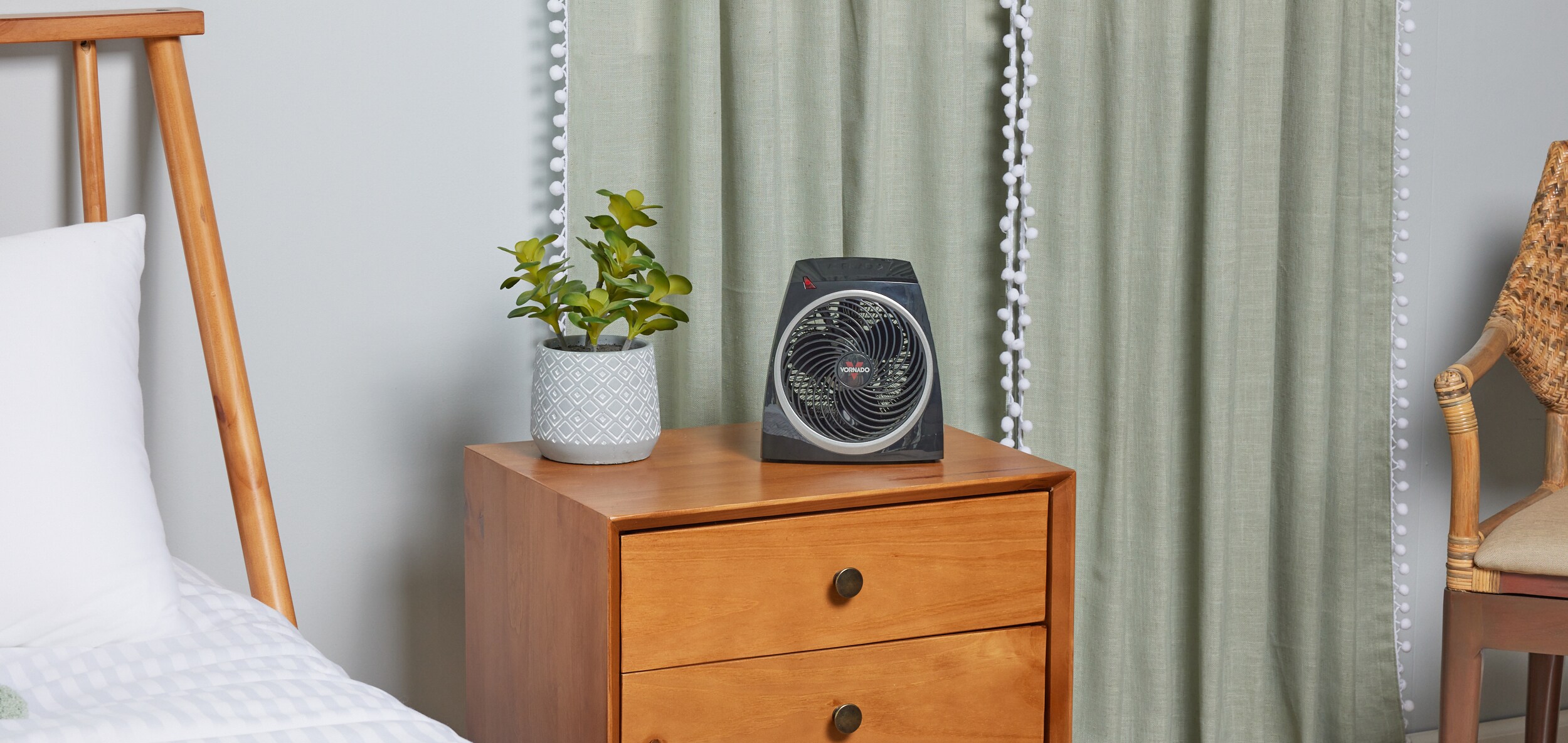 Vornado EH1-0133-06 Portable-Electric-Heat - View #4