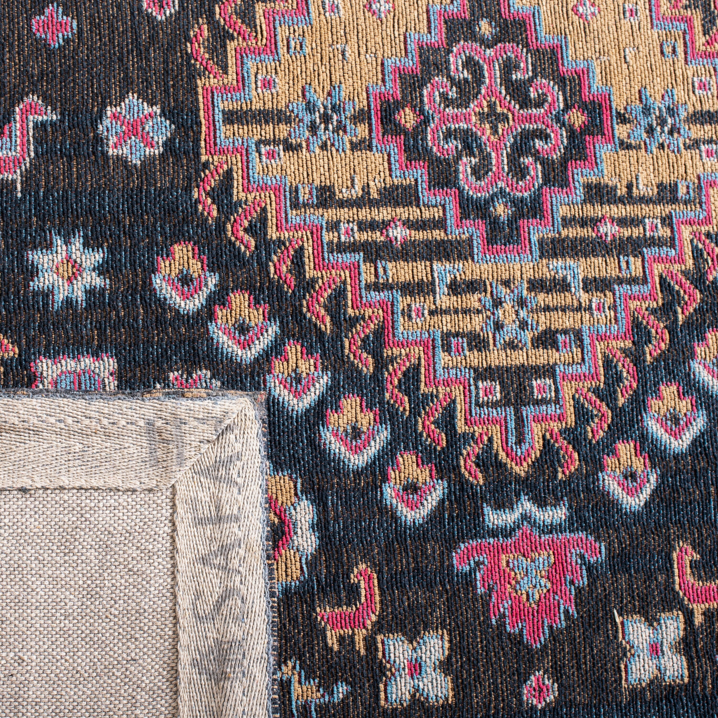 Safavieh CLV114N-4 rugs - View #7