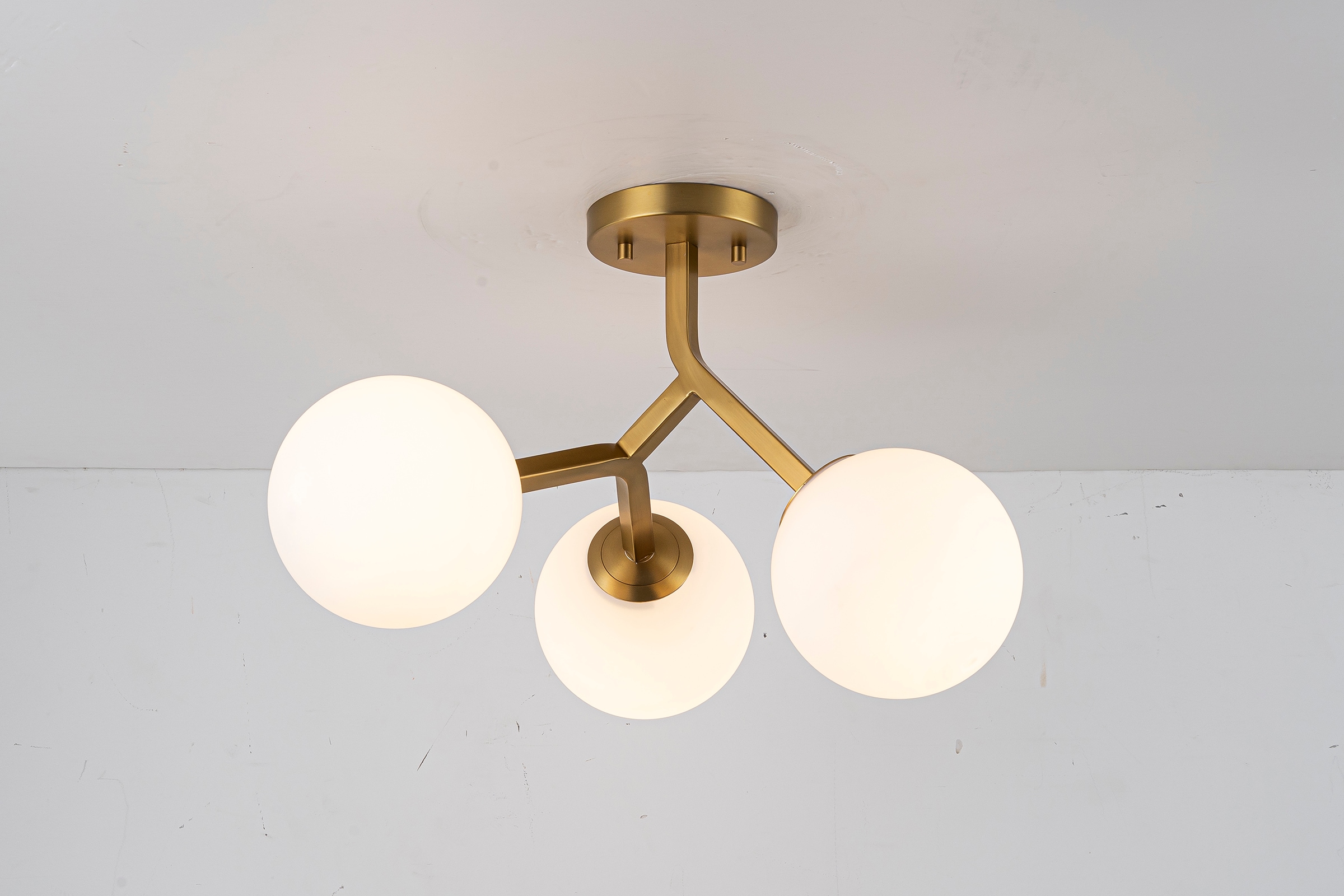 EDISLIVE 20.1-in Brass Indoor 3 -Light Semi-flush Mount Light with Opaque Glass with (
