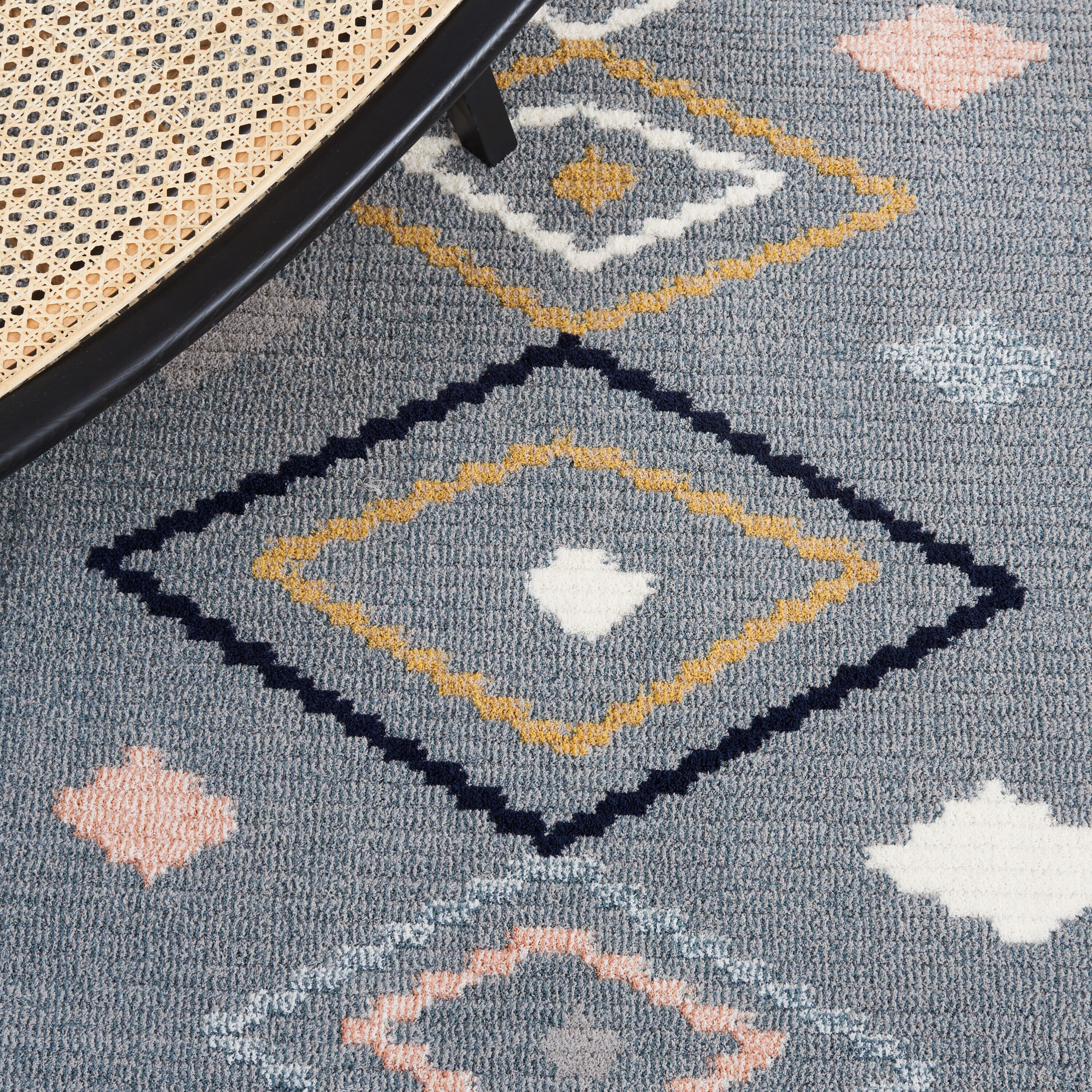 Safavieh MRK604N-4 rugs - View #7