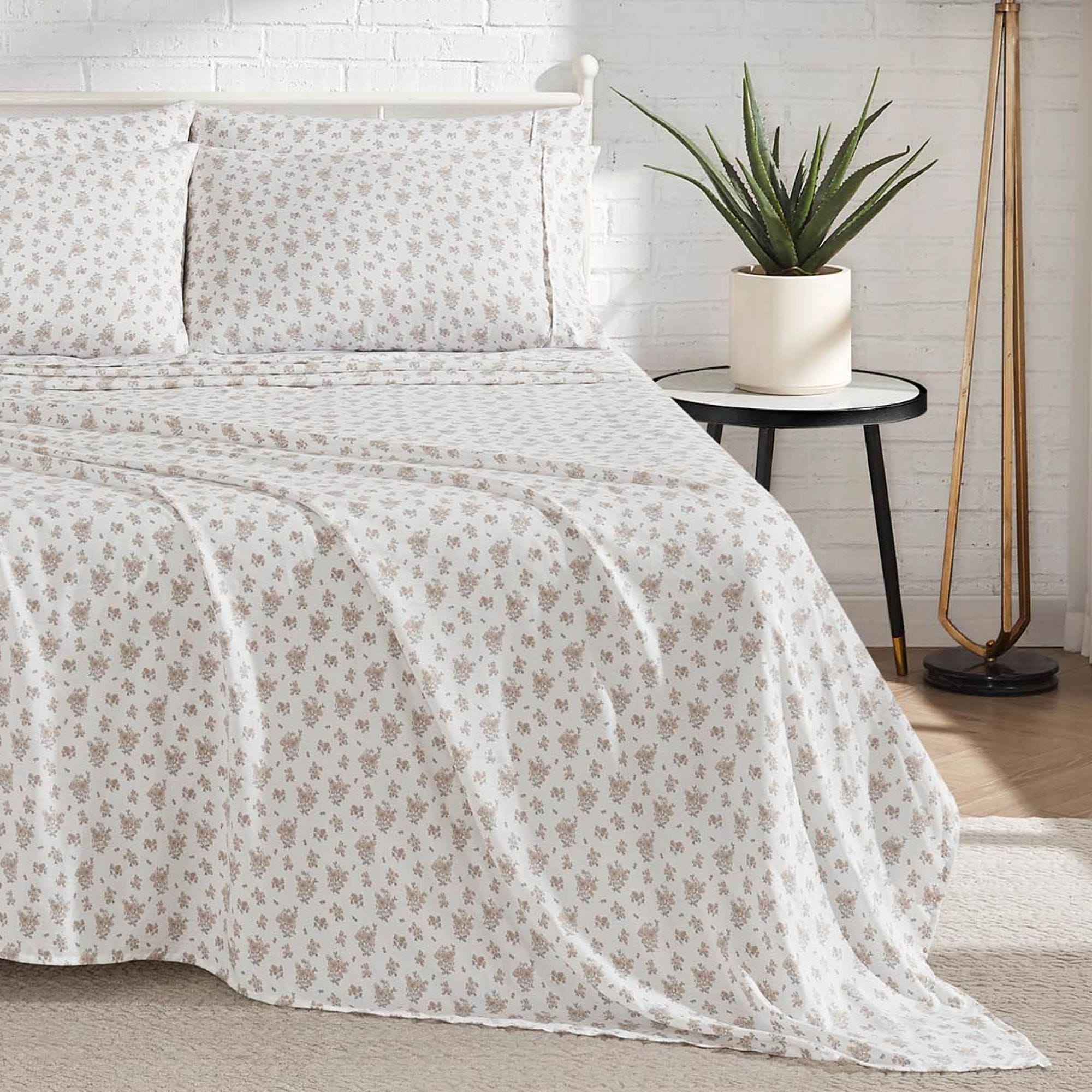 Lucky Brand  Printed Microfiber Naya Floral French Oak 6-Piece Queen Sheet Set