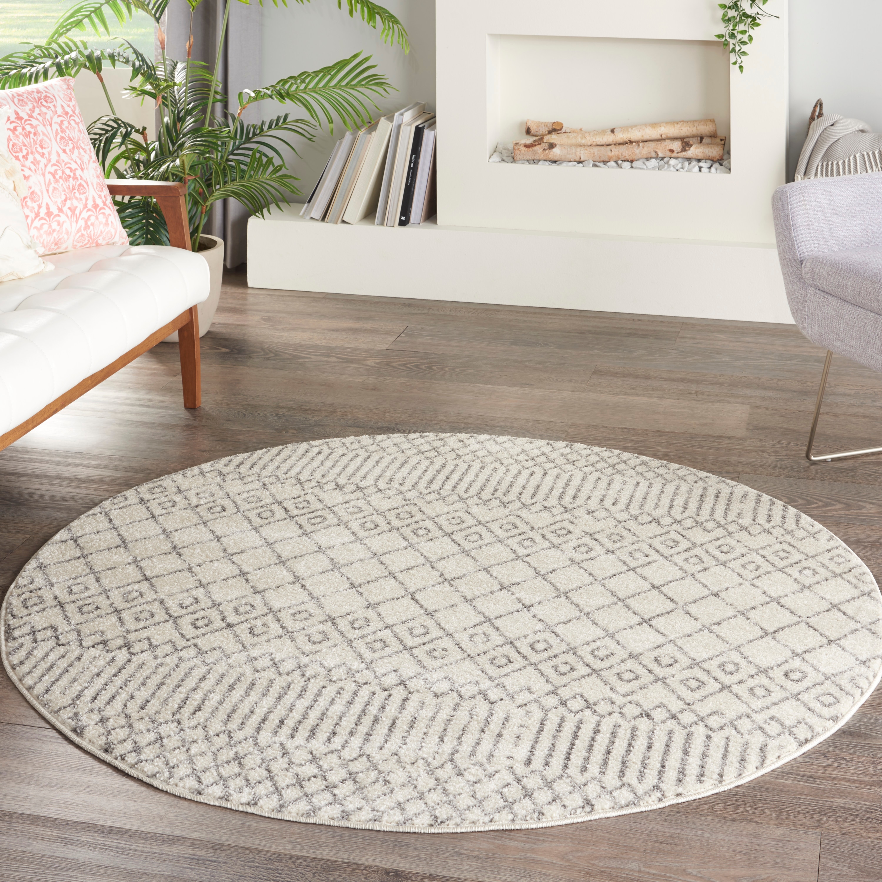 Nourison 099446829986 Passion 4 x 4 (ft) Loomed Polypropylene Ivory/Grey Round Indoor Geometric Bohemian/Eclectic Area rug