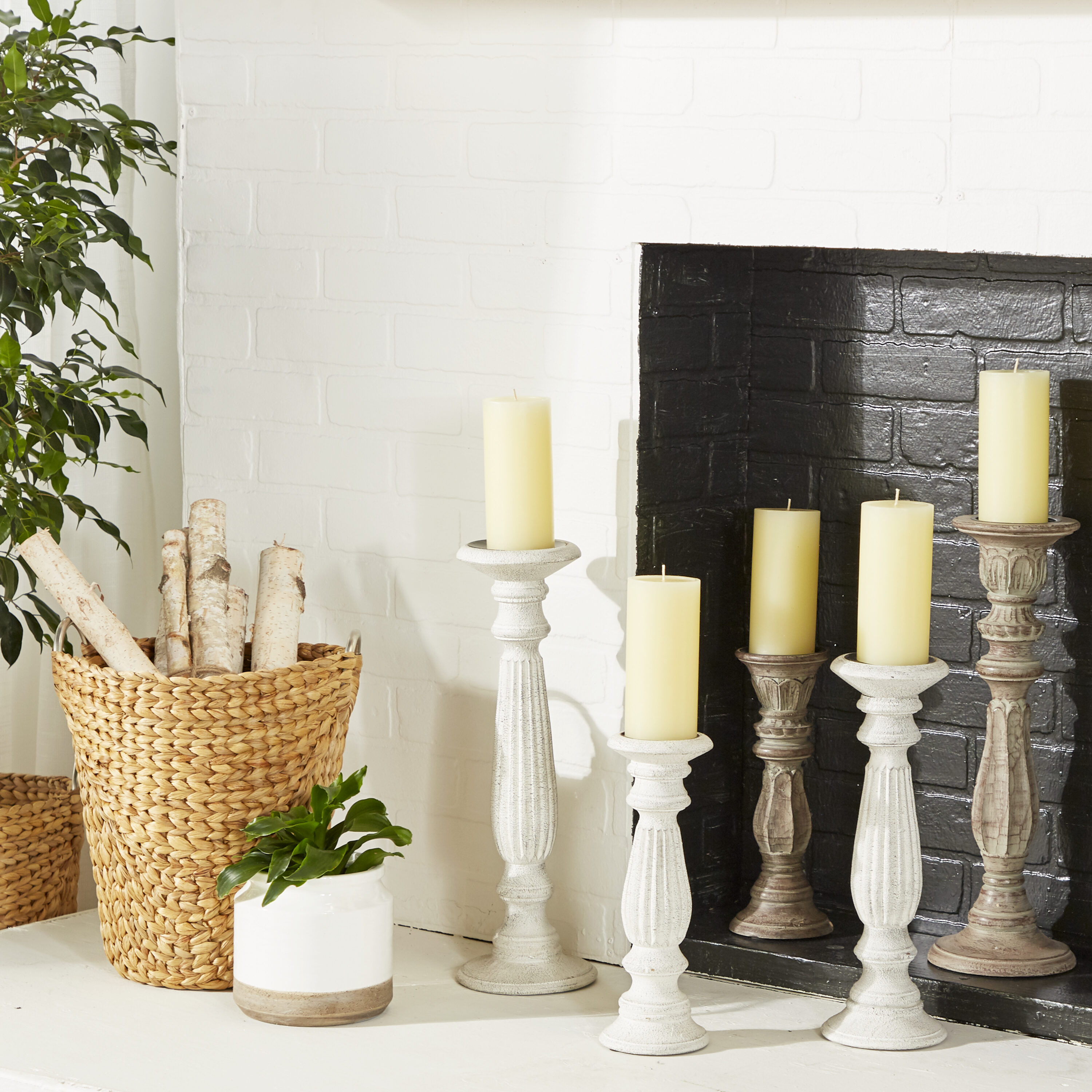 Grayson Lane 51505 3 Candle Wood Pillar Candle Holder