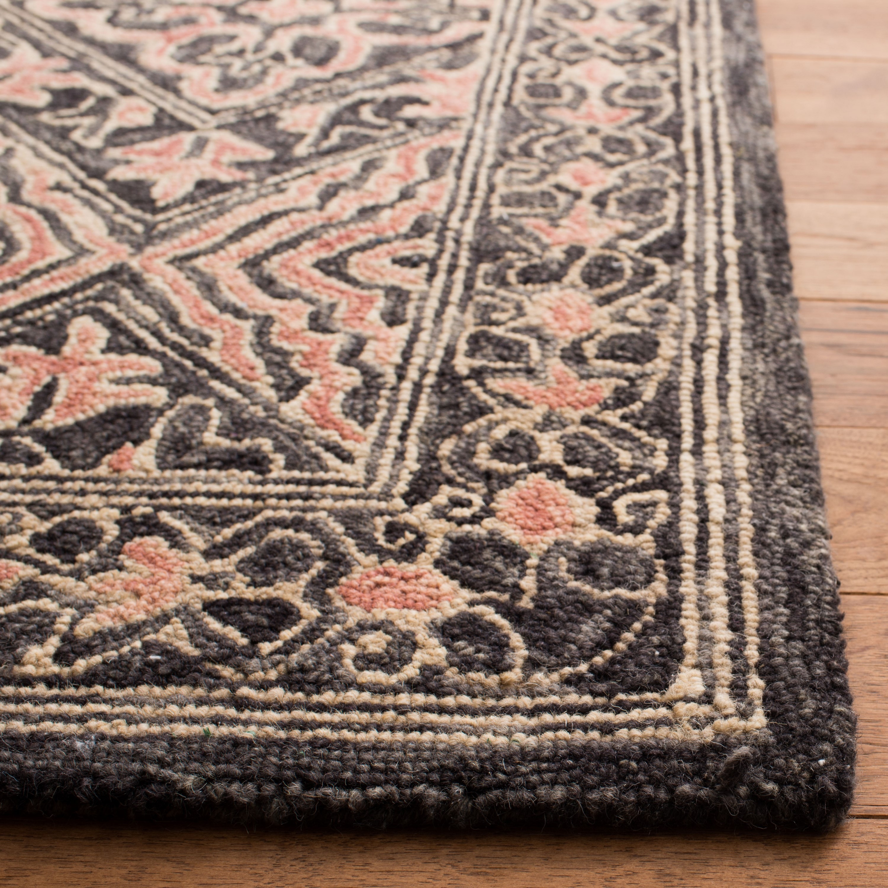 Safavieh TRC507Z-4 rugs - View #3