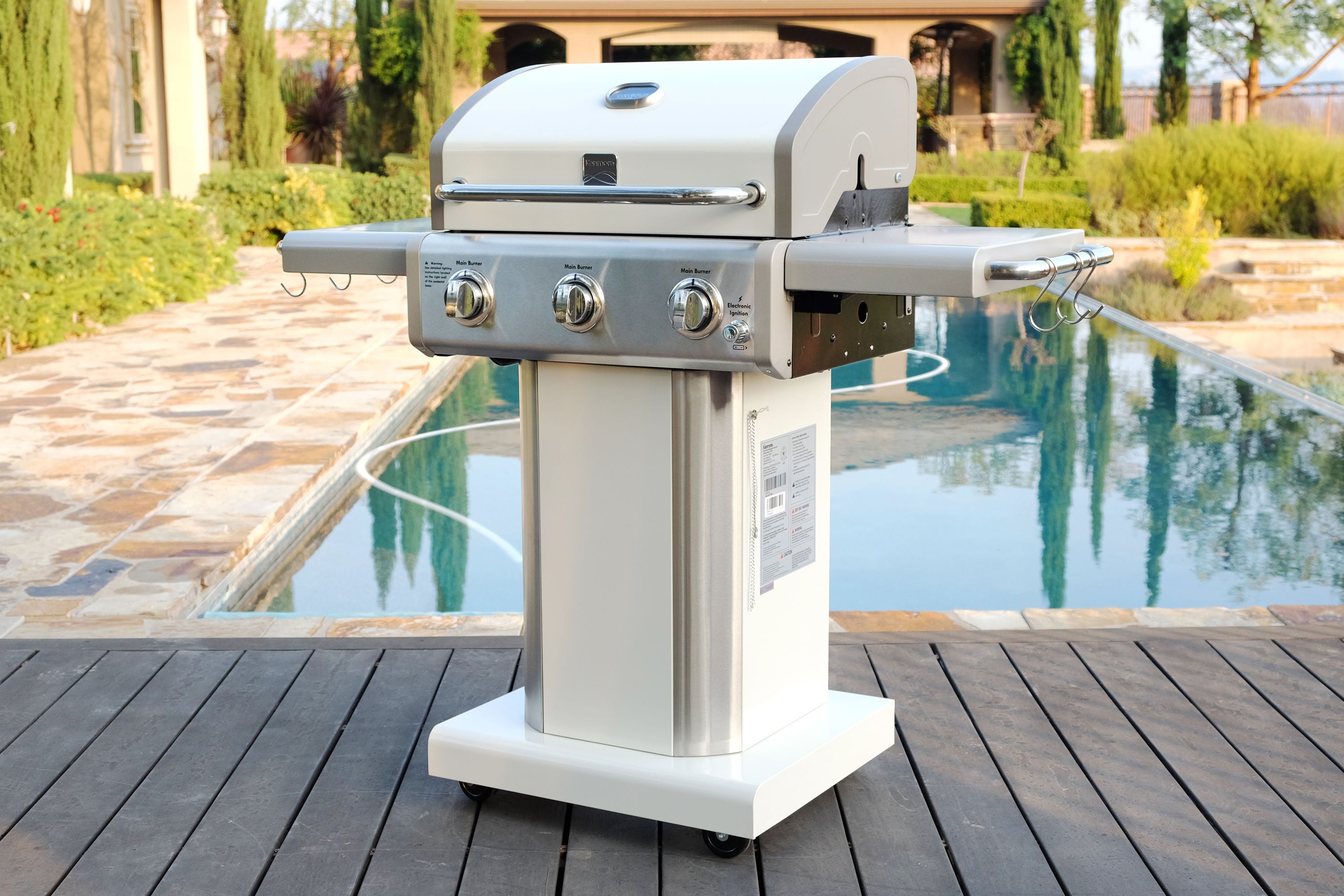 Kenmore 3 Burner Pedestal Grill with Foldable Side Shelves