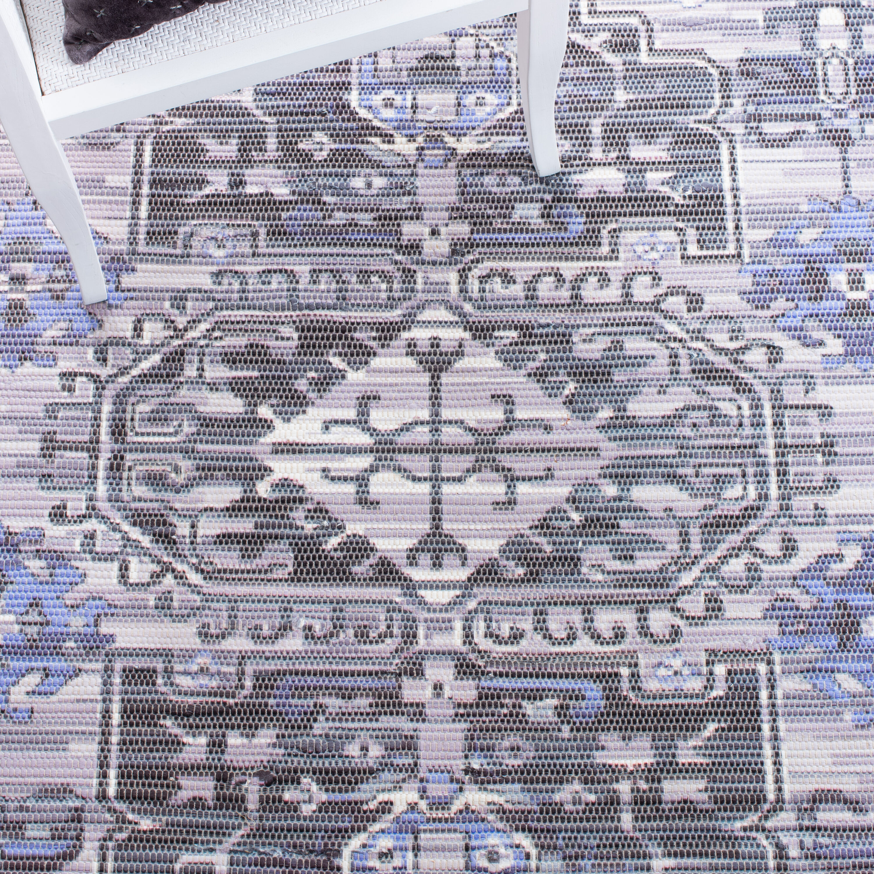 Safavieh SFN651V-5 rugs - View #5