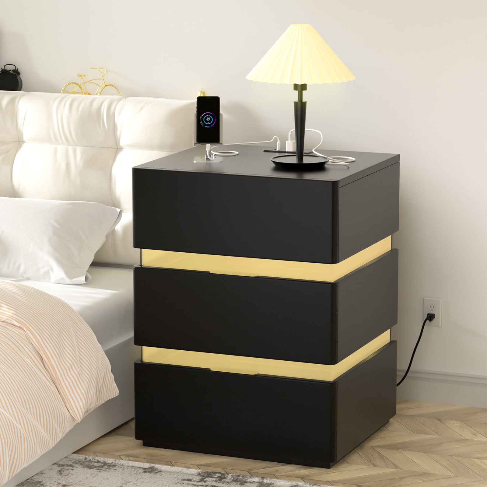 Outopee LO1G52004175 Black Nightstand