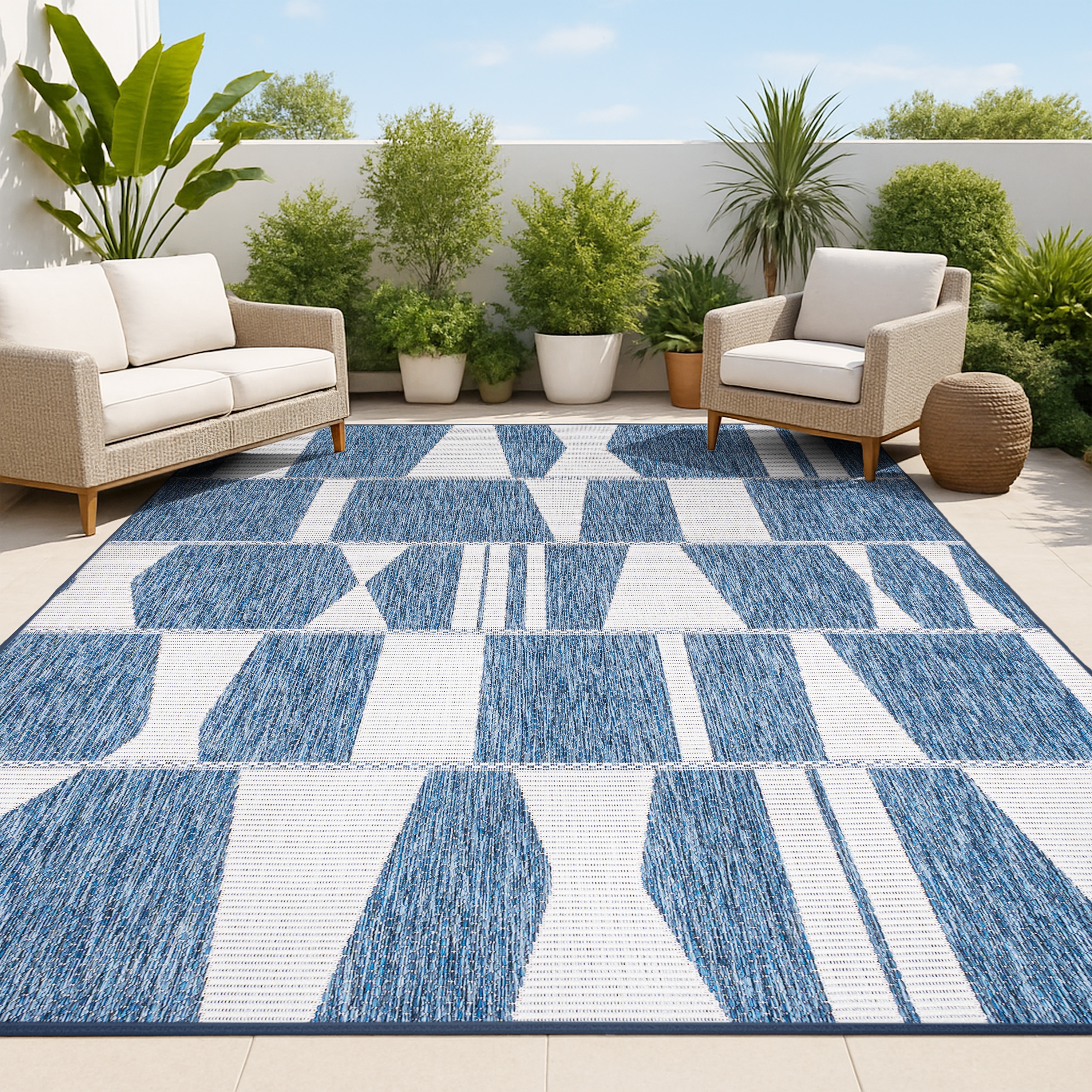 JONATHAN  Y TSN303B-4 TUSCAN SUN Odette Modern Geometric Abstract Two-Tone 4 x 6 (ft) Loomed Navy/Cream Rectangular Indoor/Outdoor Geometric Bohemian/Eclectic Pet Friendly Area rug